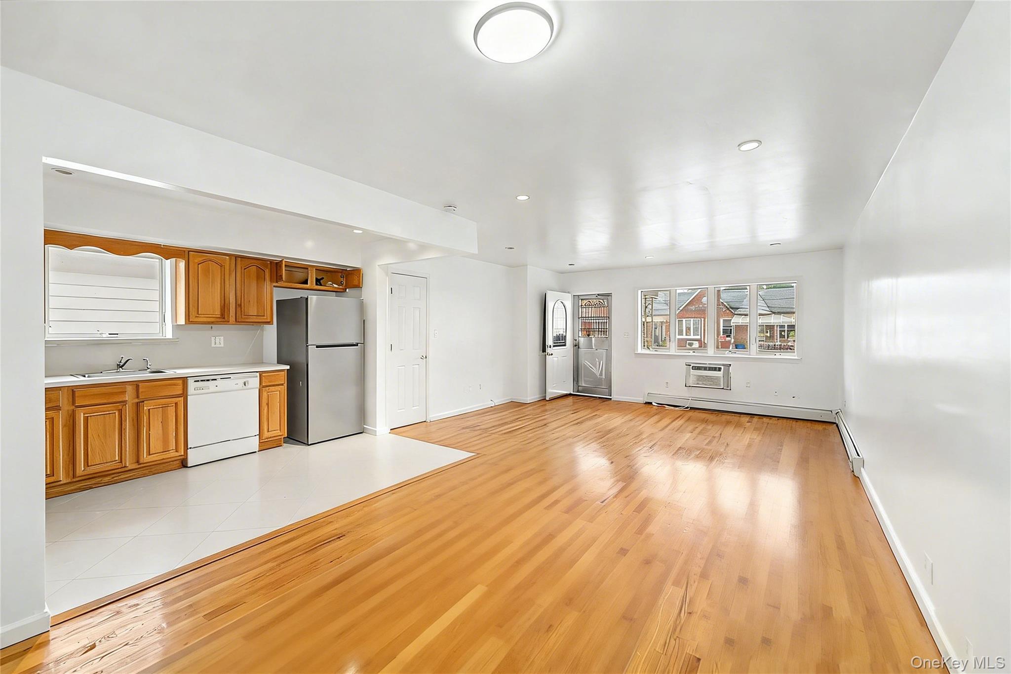 Single Family Dahlgren Place Brooklyn, NY 11228, MLS-1047618-4
