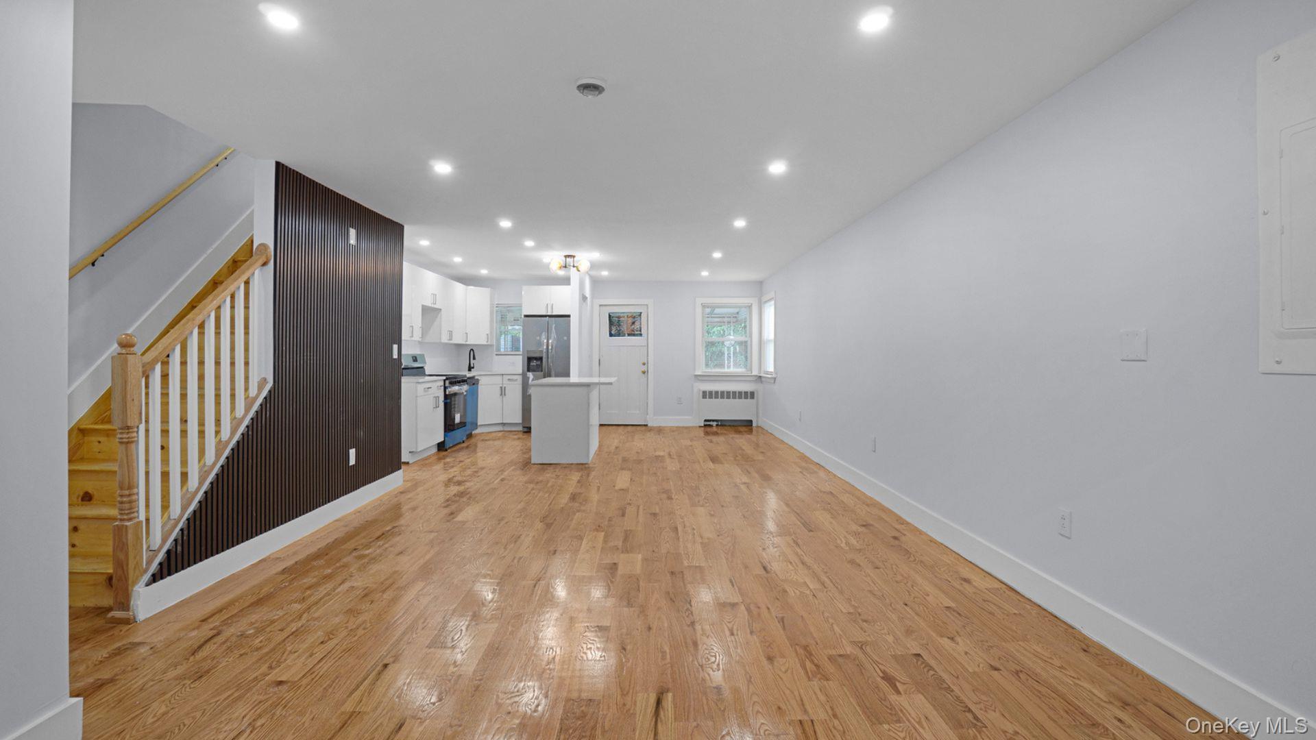 Single Family Grace Avenue Bronx, NY 10466, MLS-1047620-10