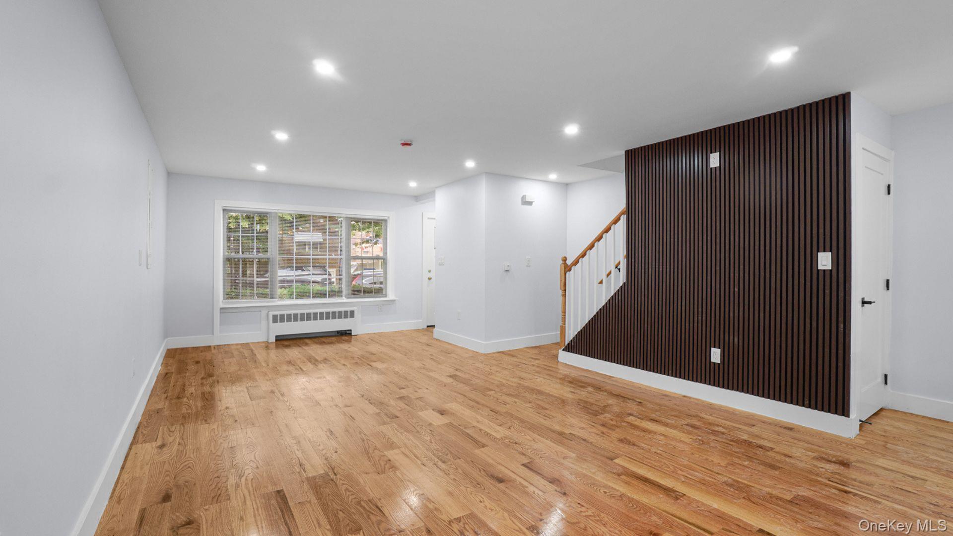 Single Family Grace Avenue Bronx, NY 10466, MLS-1047620-9