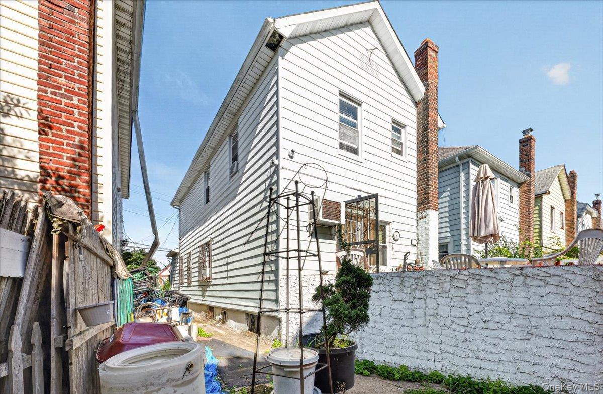 Single Family 218th Street Queens, NY 11411, MLS-1047626-23