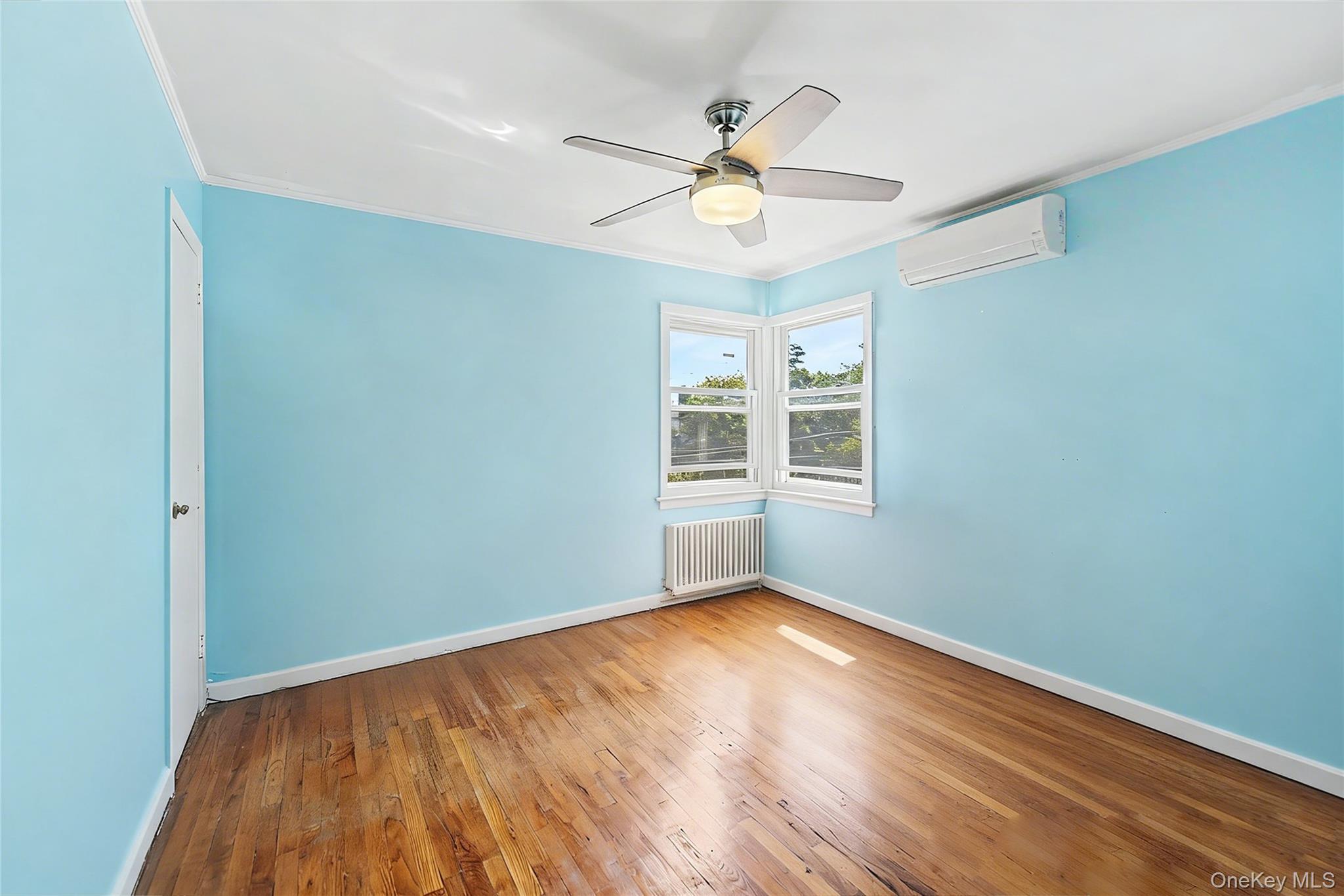 Single Family 206th Street Queens, NY 11364, MLS-1047634-12