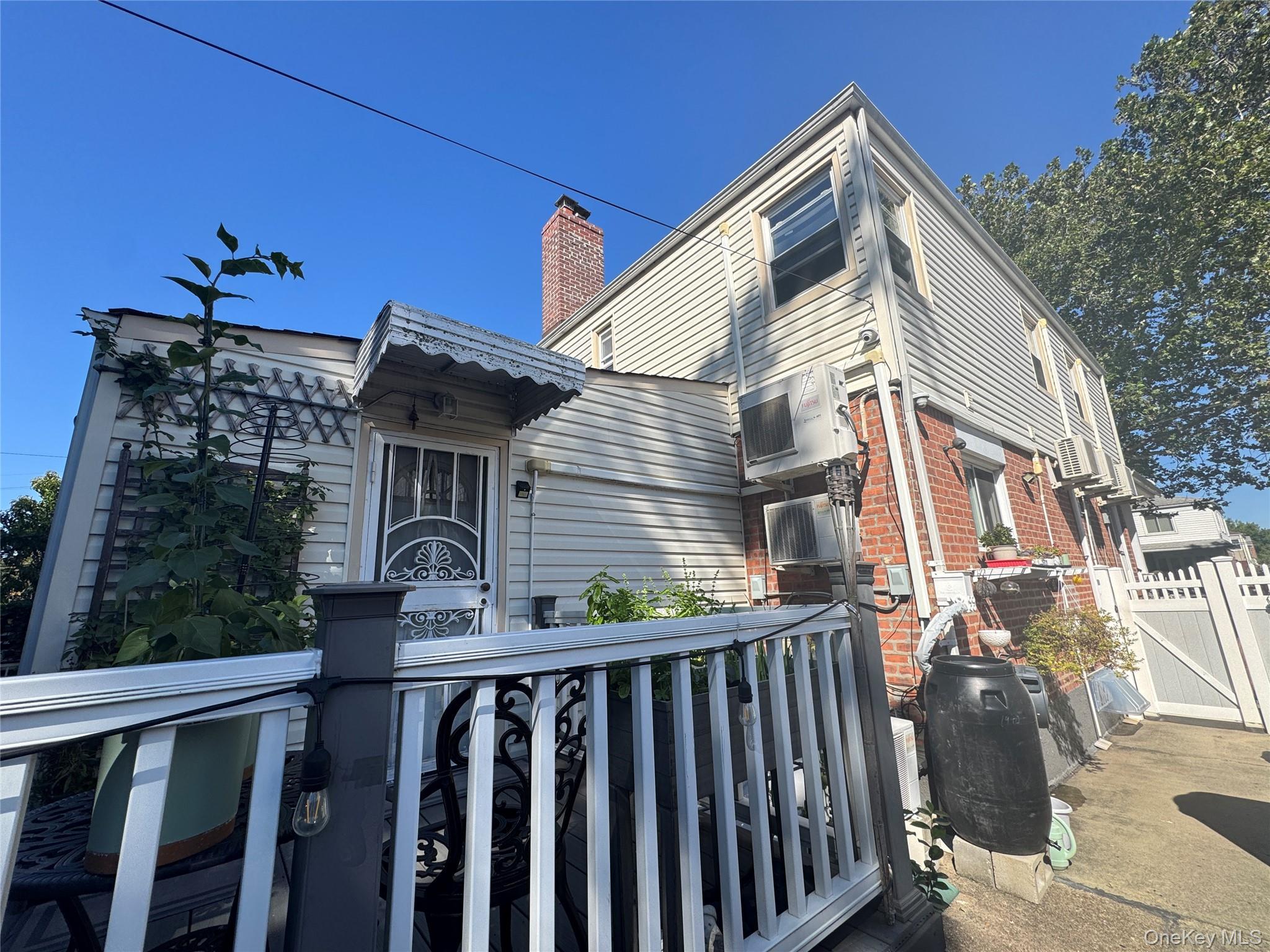 Single Family 206th Street Queens, NY 11364, MLS-1047634-3