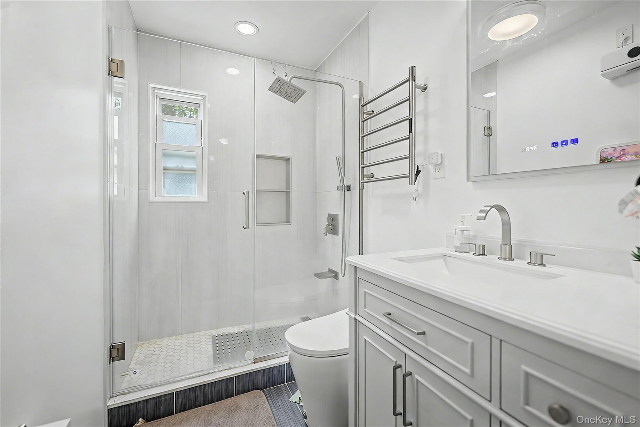 Single Family 206th Street Queens, NY 11364, MLS-1047634-5