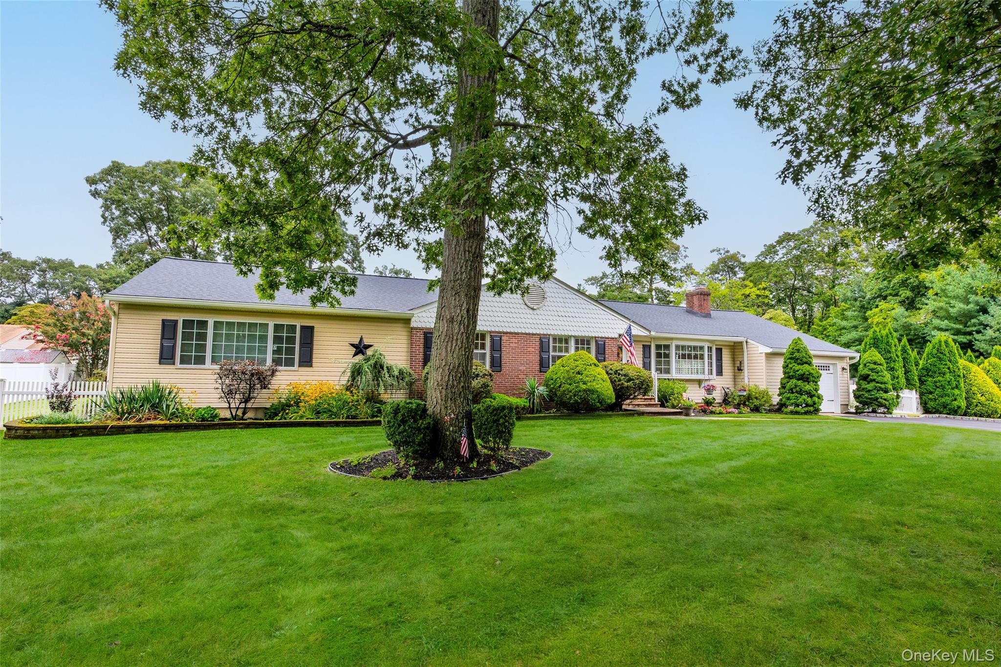 Single Family Broadway Suffolk County, NY 11787, MLS-1047638-2