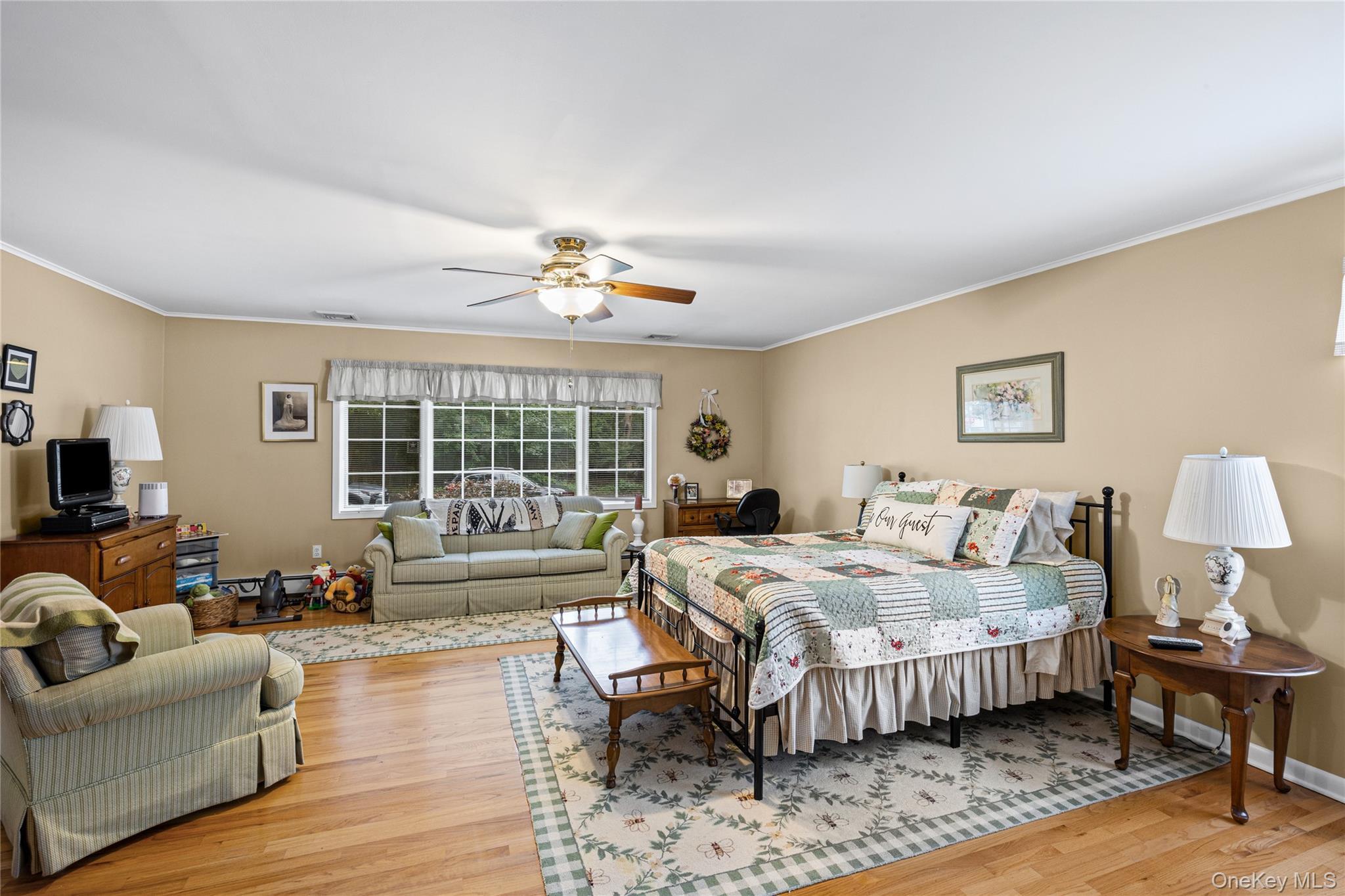 Single Family Broadway Suffolk County, NY 11787, MLS-1047638-28