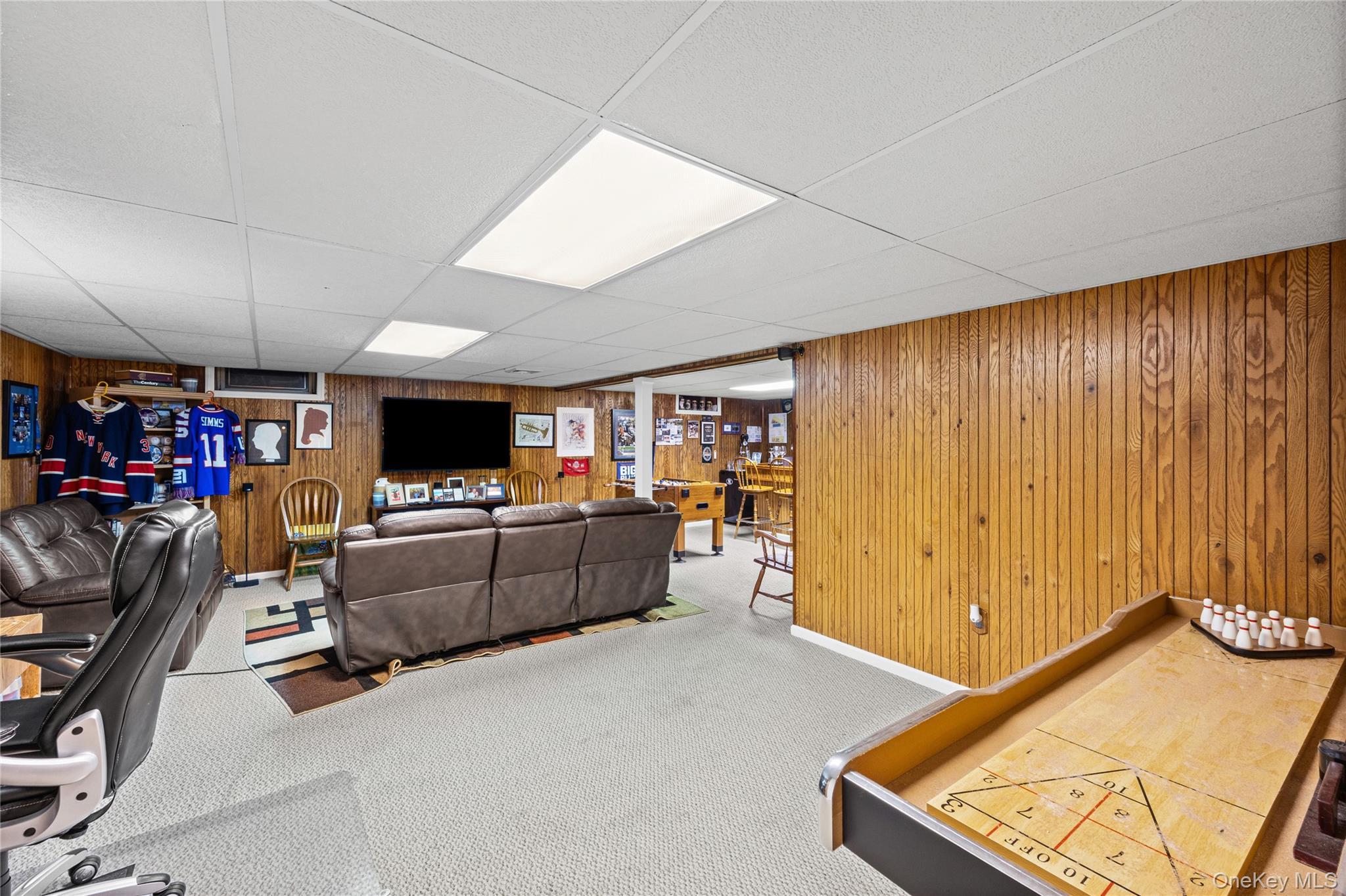Single Family Broadway Suffolk County, NY 11787, MLS-1047638-37