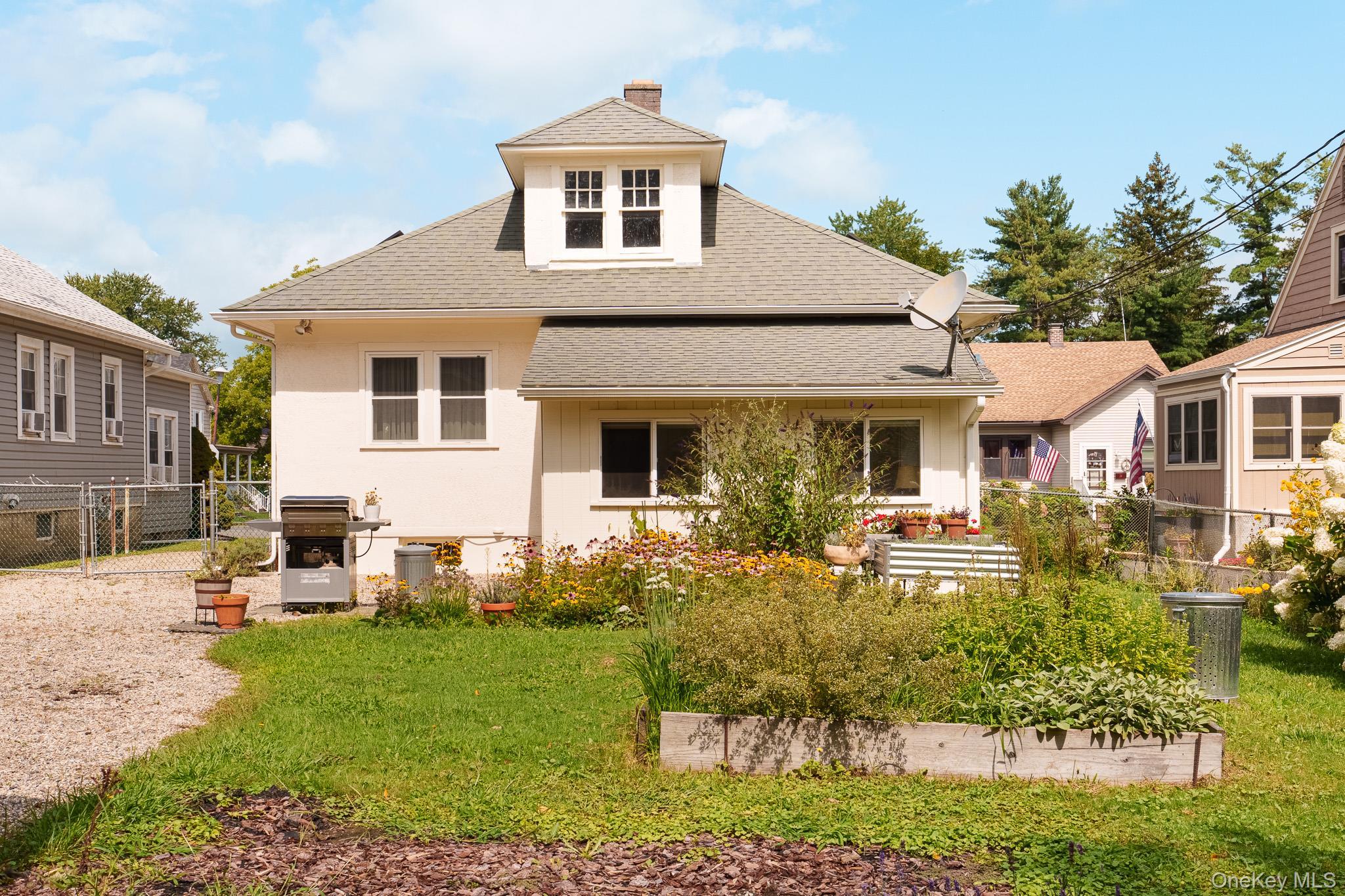 Single Family Janis Street  Columbia County, NY 12534, MLS-1047640-22
