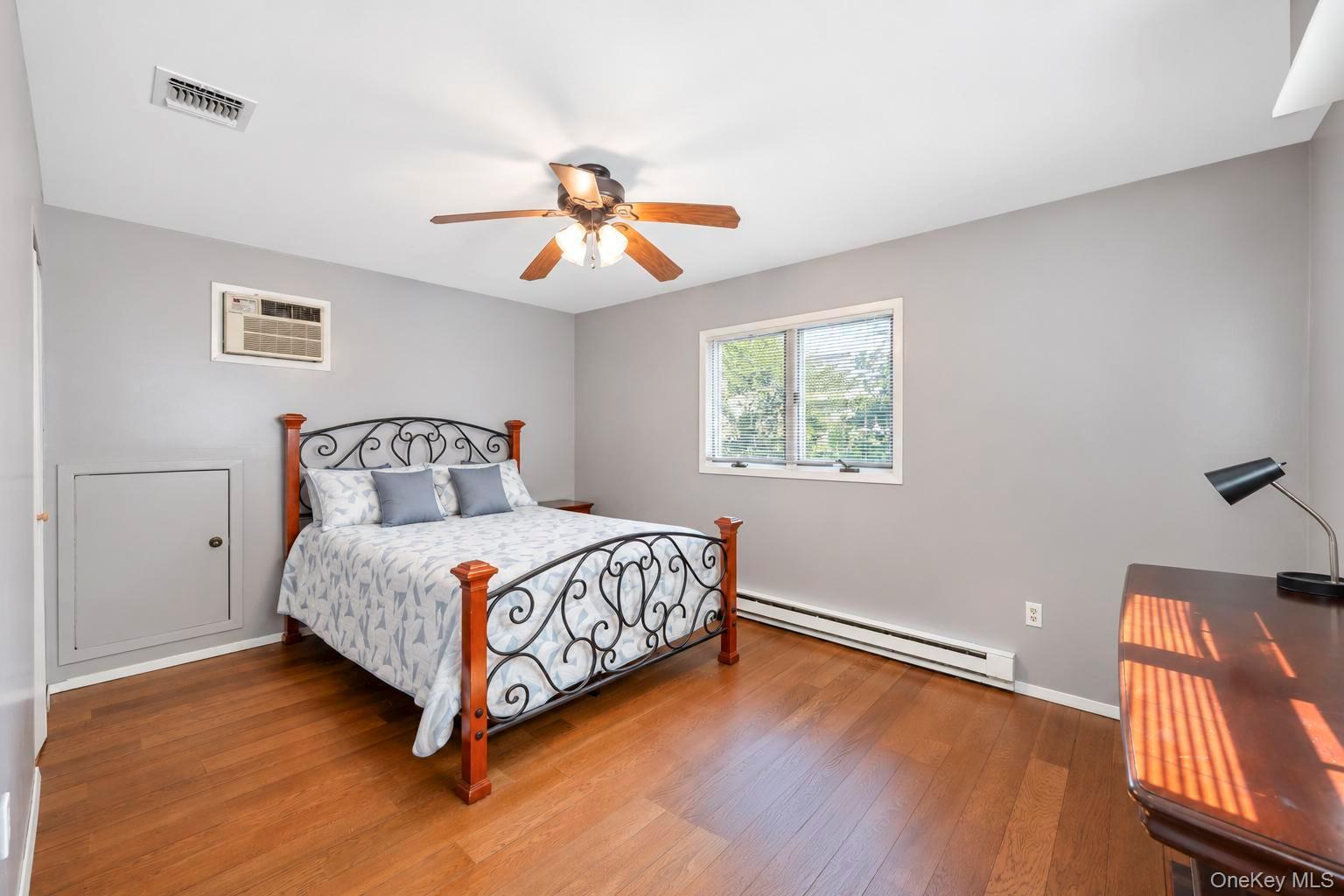 Single Family Pimlico Drive Suffolk County, NY 11725, MLS-1047641-24