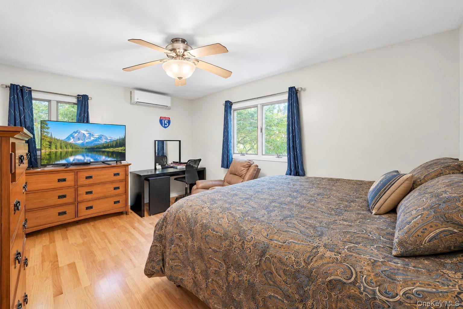 Single Family Pimlico Drive Suffolk County, NY 11725, MLS-1047641-26