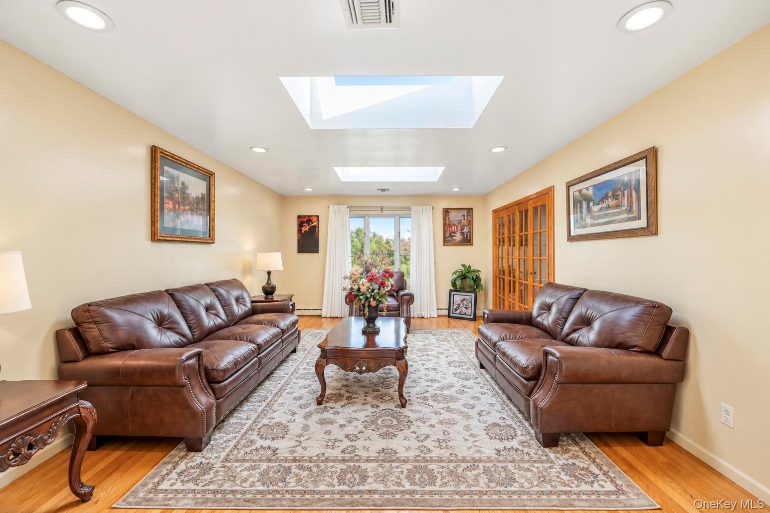 Single Family Pimlico Drive Suffolk County, NY 11725, MLS-1047641-6