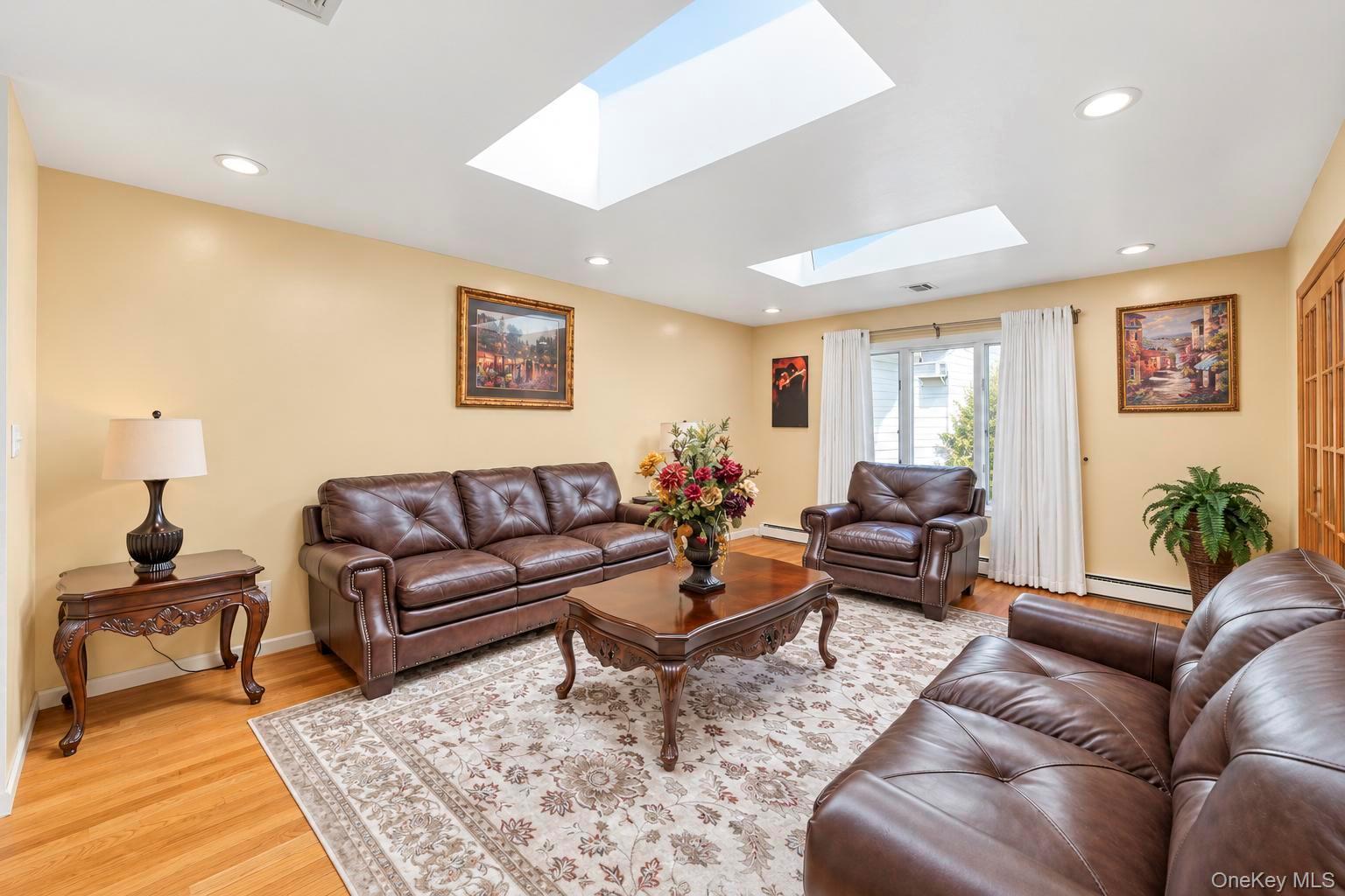 Single Family Pimlico Drive Suffolk County, NY 11725, MLS-1047641-7