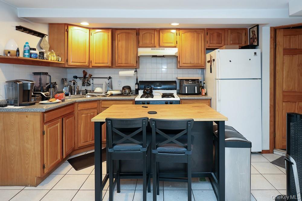 Single Family 36th Avenue  Queens, NY 11106, MLS-1047648-21