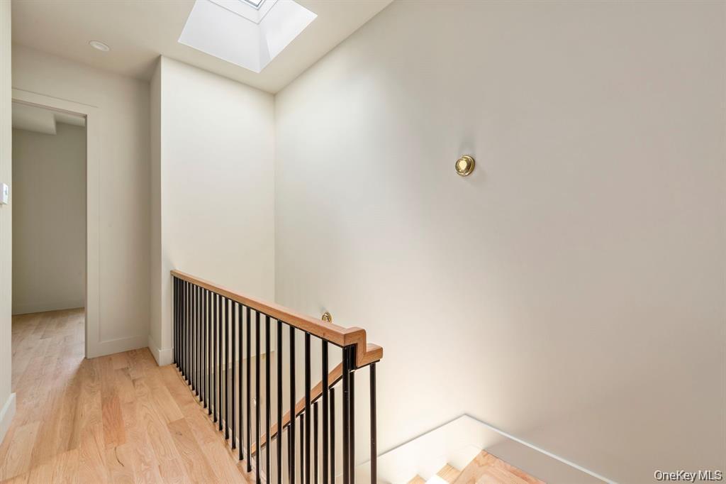 Single Family Irving Avenue Brooklyn, NY 11237, MLS-1047669-21