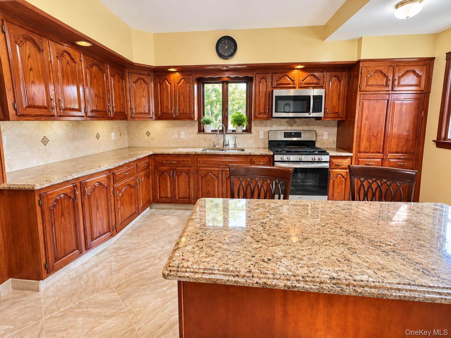 Single Family 46th Avenue Queens, NY 11368, MLS-1047682-6