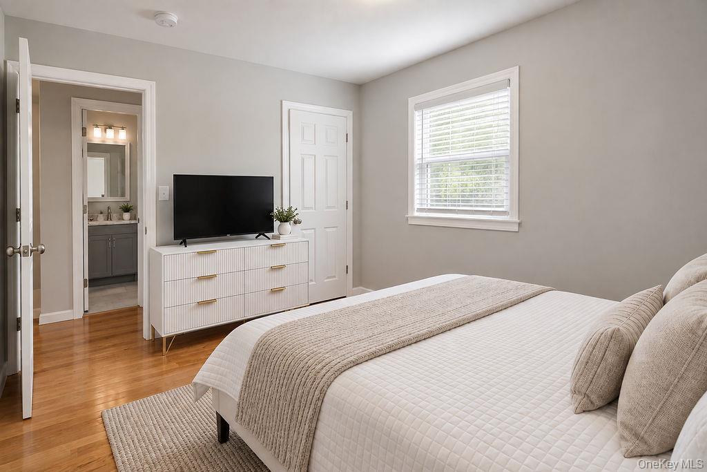 Single Family Patchogue Drive  Suffolk County, NY 11778, MLS-1047693-27