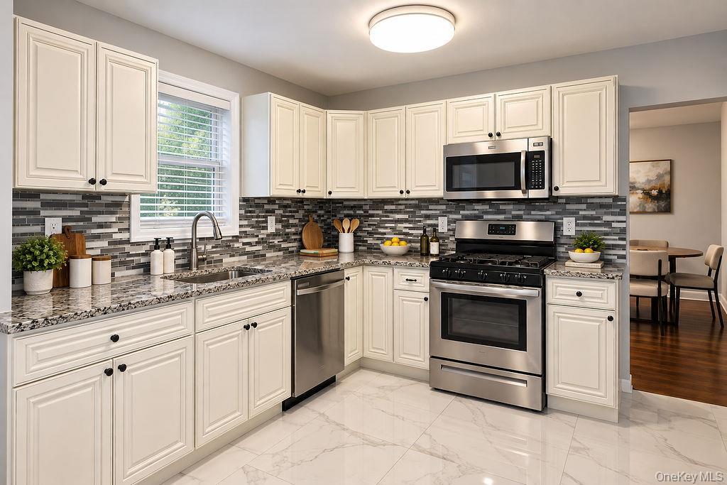 Single Family Patchogue Drive  Suffolk County, NY 11778, MLS-1047693-8
