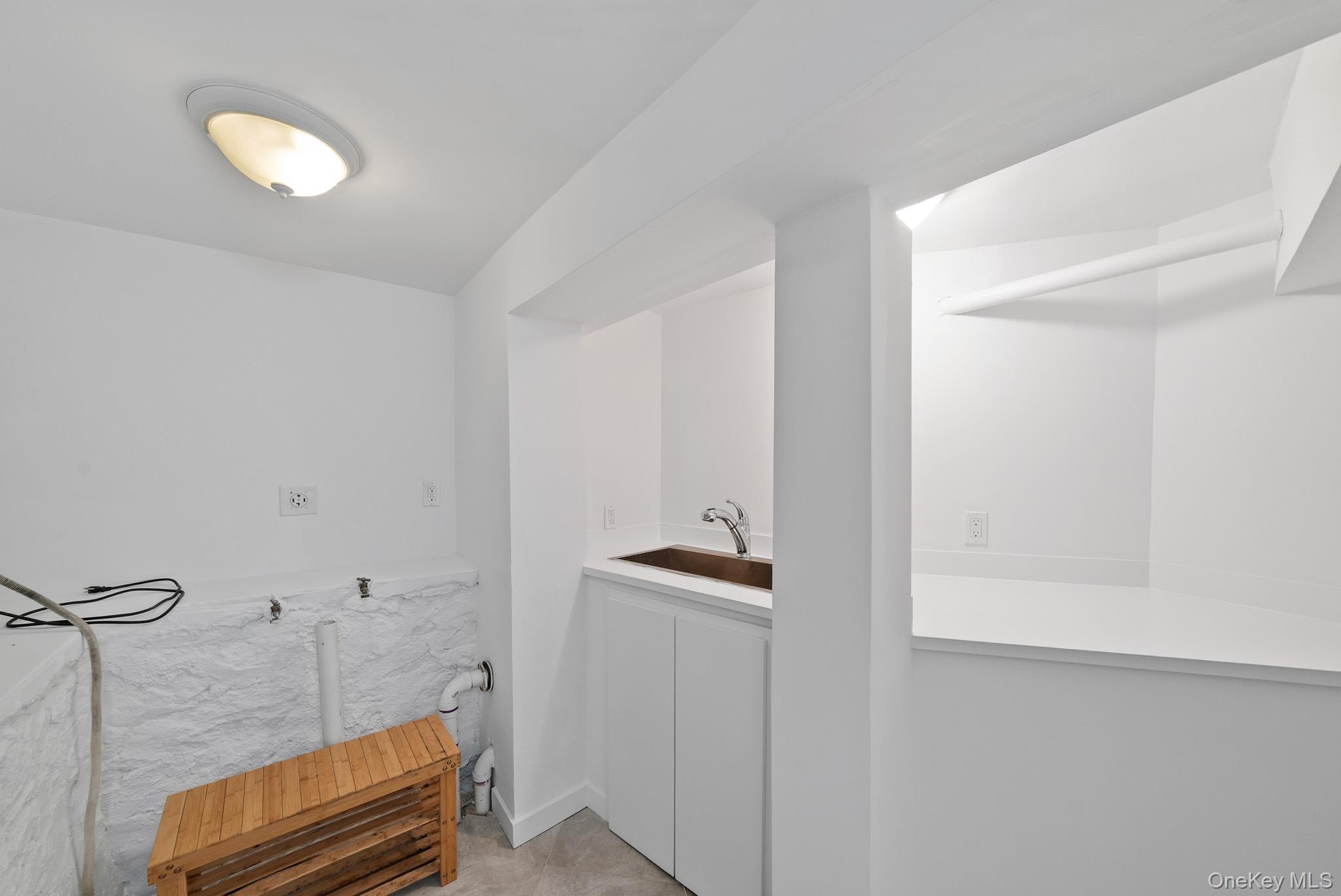 Single Family Sylvan Avenue  Bronx, NY 10471, MLS-1047699-19
