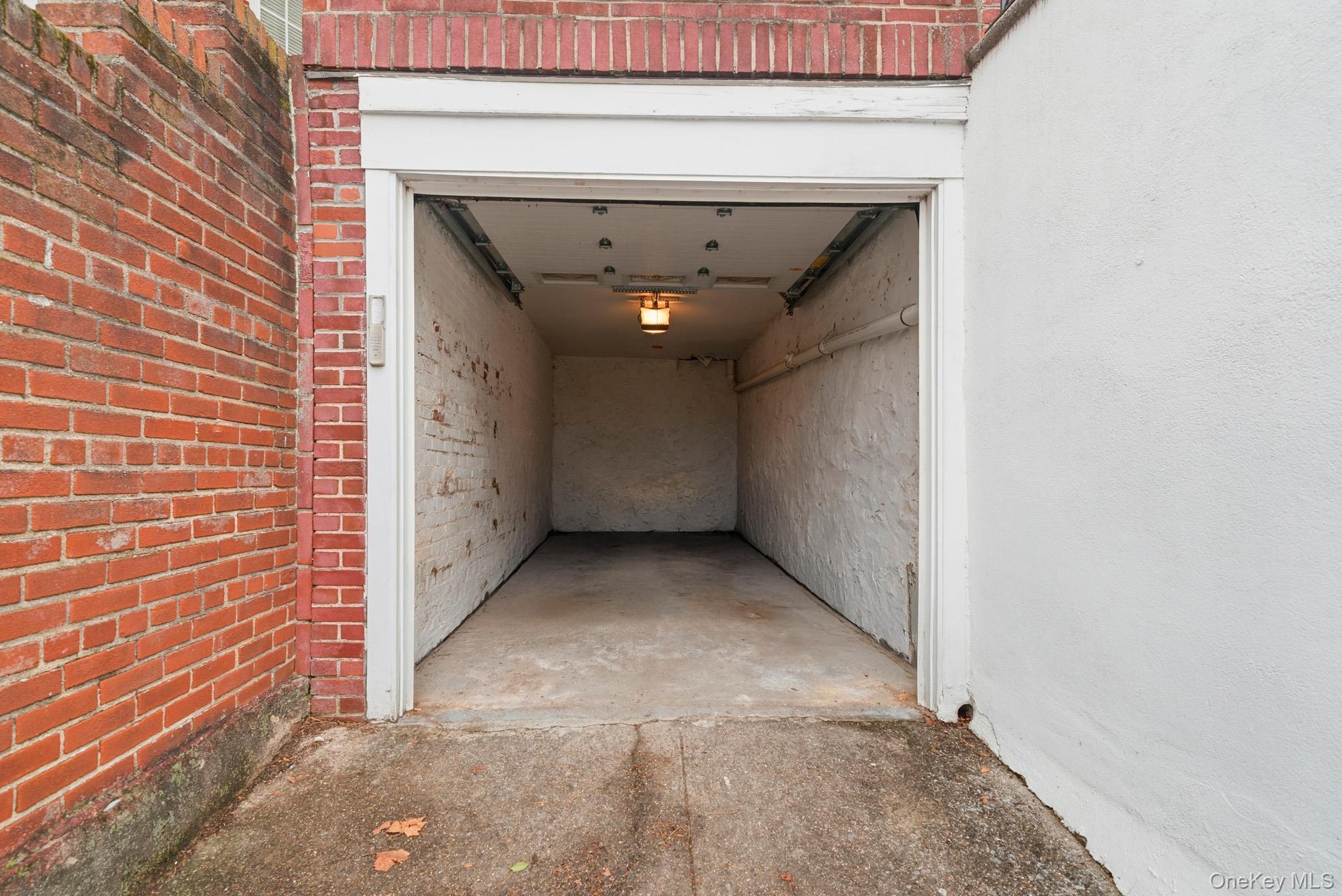 Single Family Sylvan Avenue  Bronx, NY 10471, MLS-1047699-21