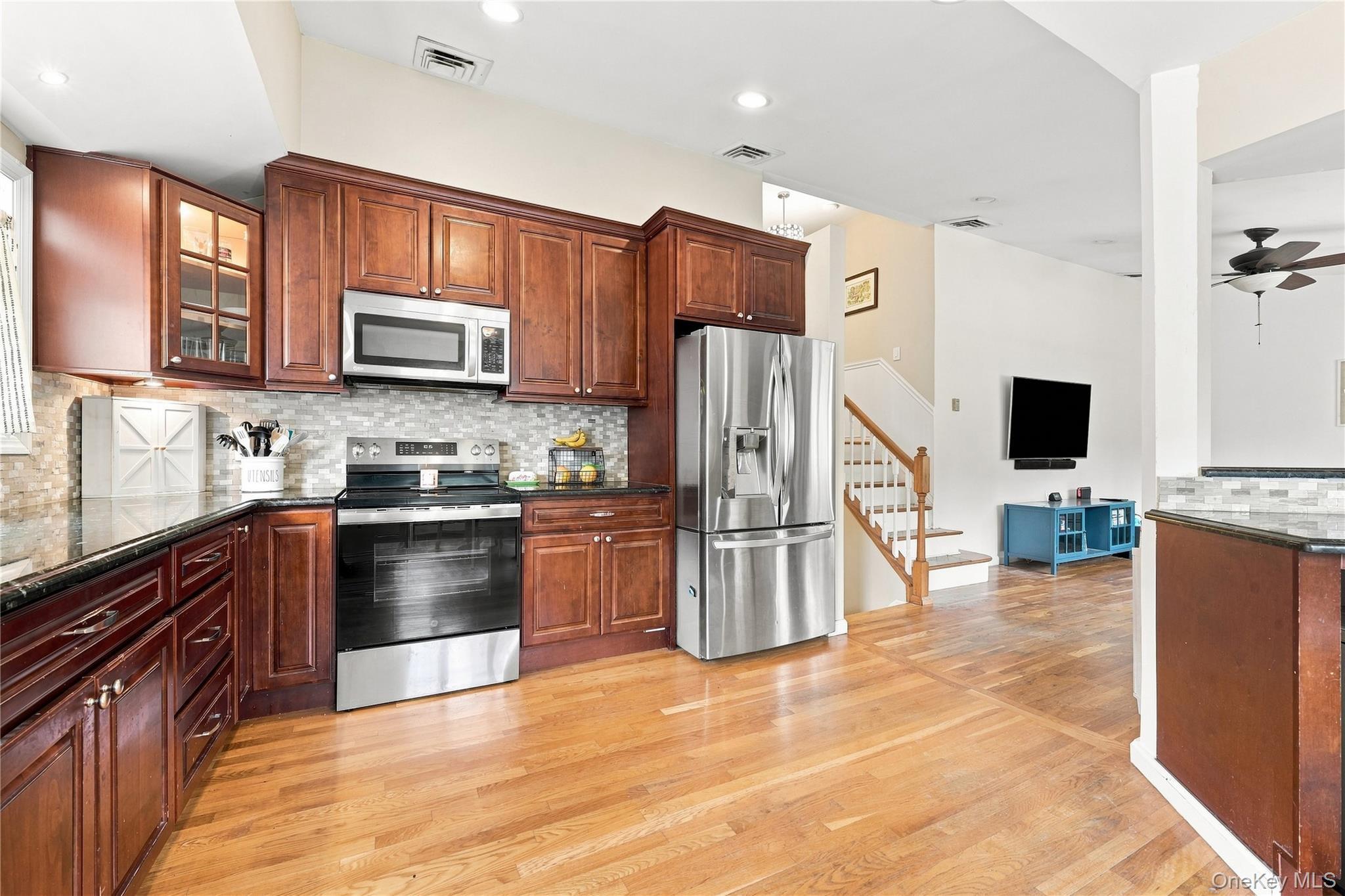 Single Family S Park Drive  Nassau County, NY 11762, MLS-1047703-9