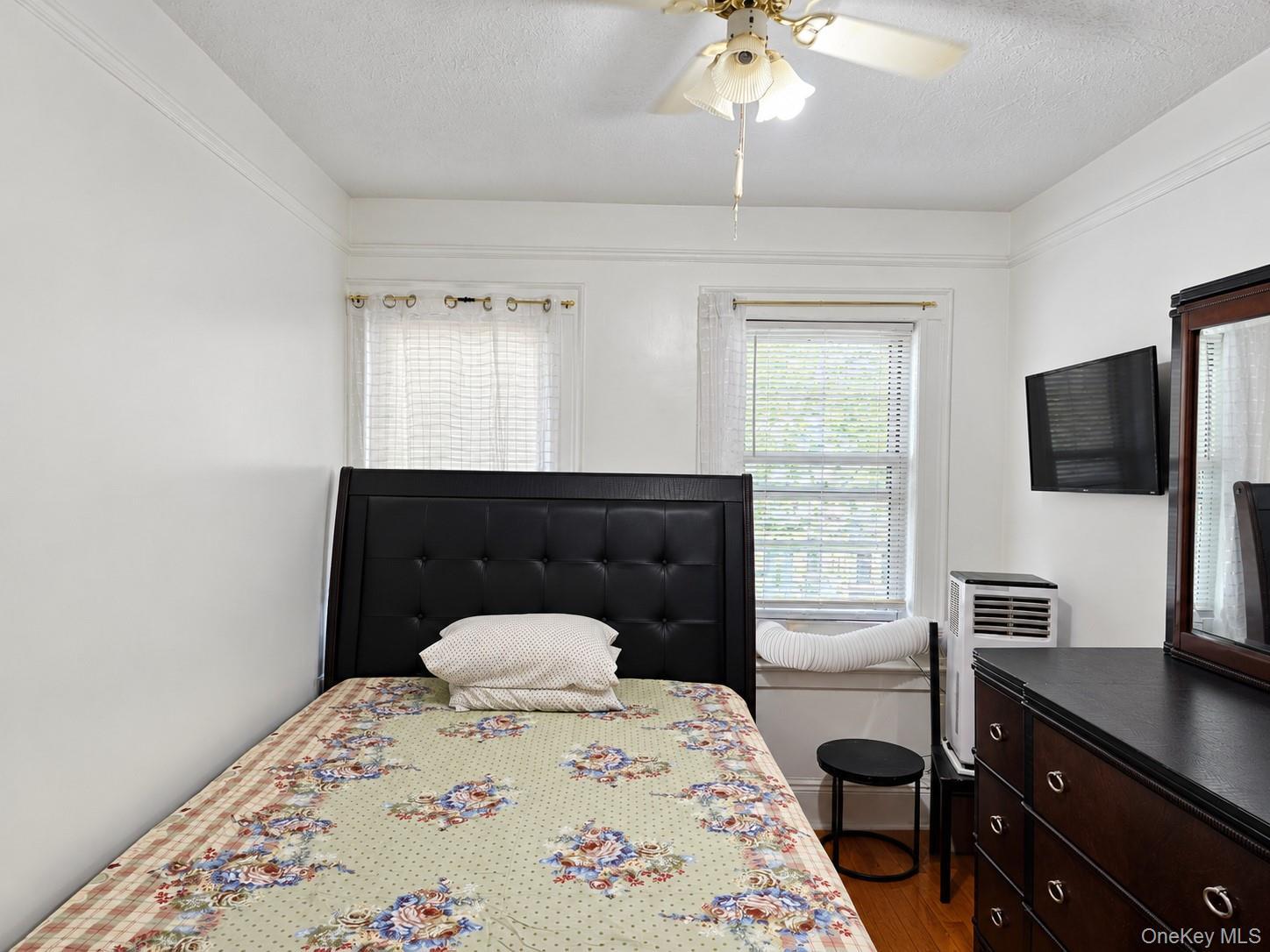 Single Family 80th Street Queens, NY 11421, MLS-1047712-15