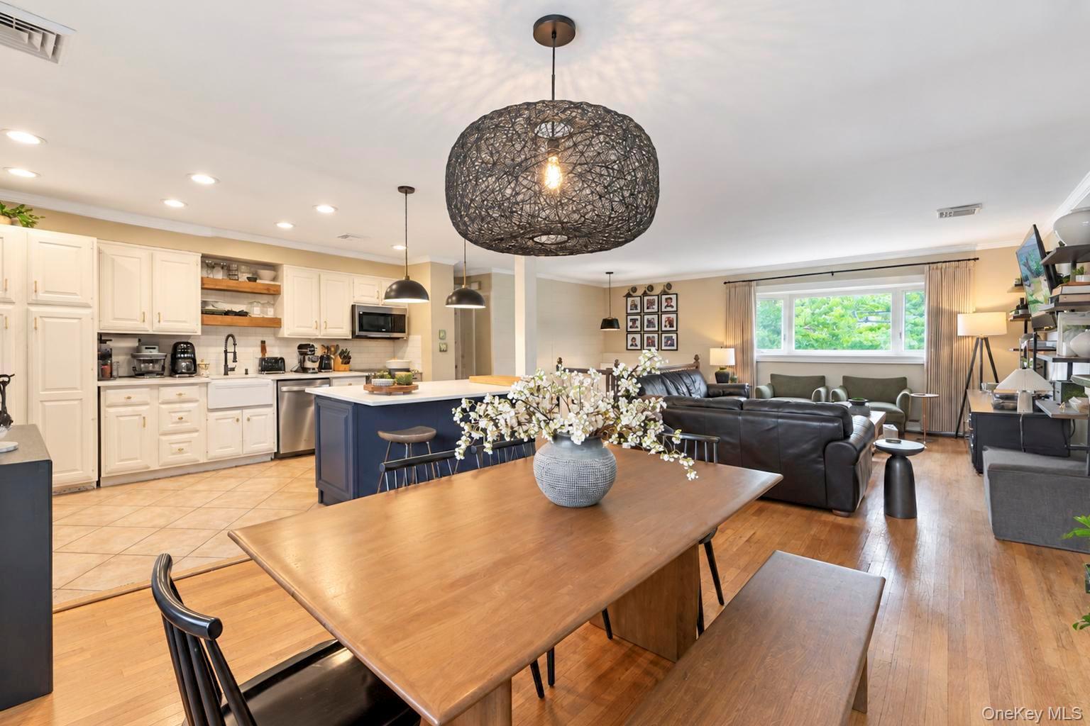 Single Family Wood Park Drive  Nassau County, NY 11510, MLS-1047718-17
