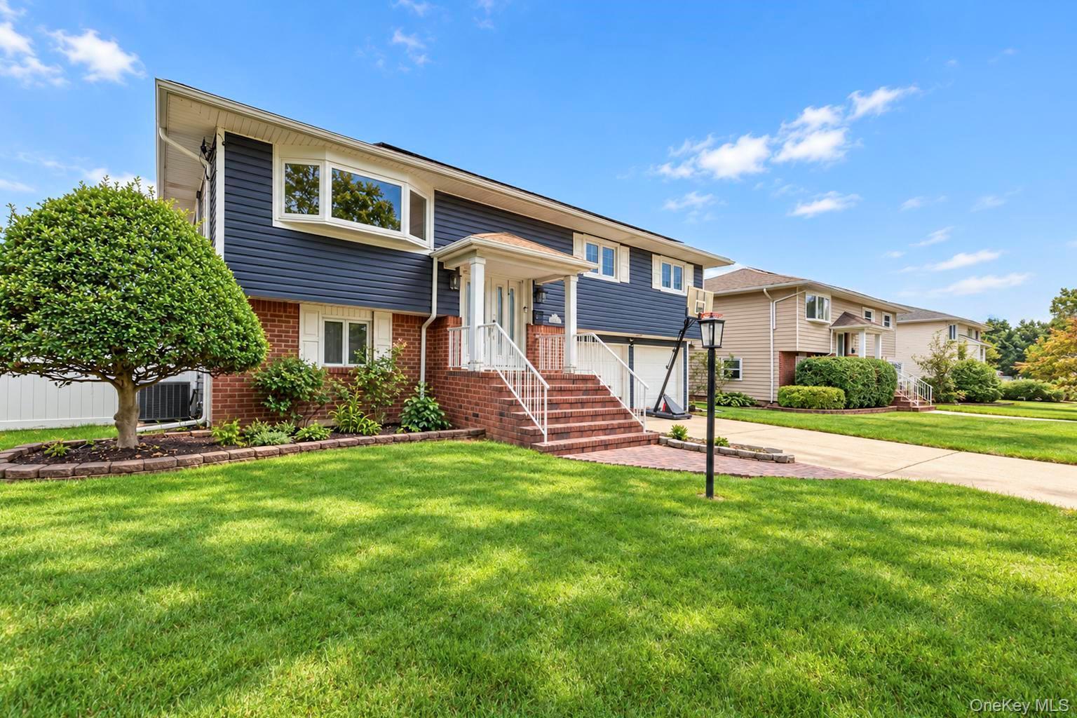 Single Family Wood Park Drive  Nassau County, NY 11510, MLS-1047718-4