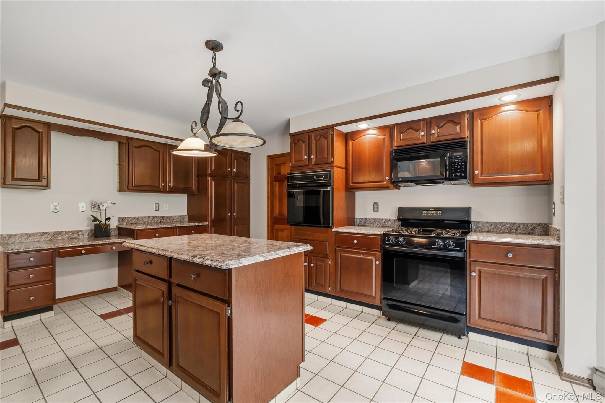 Single Family 3rd Street Out Of Area, NY 18405, MLS-1047729-8