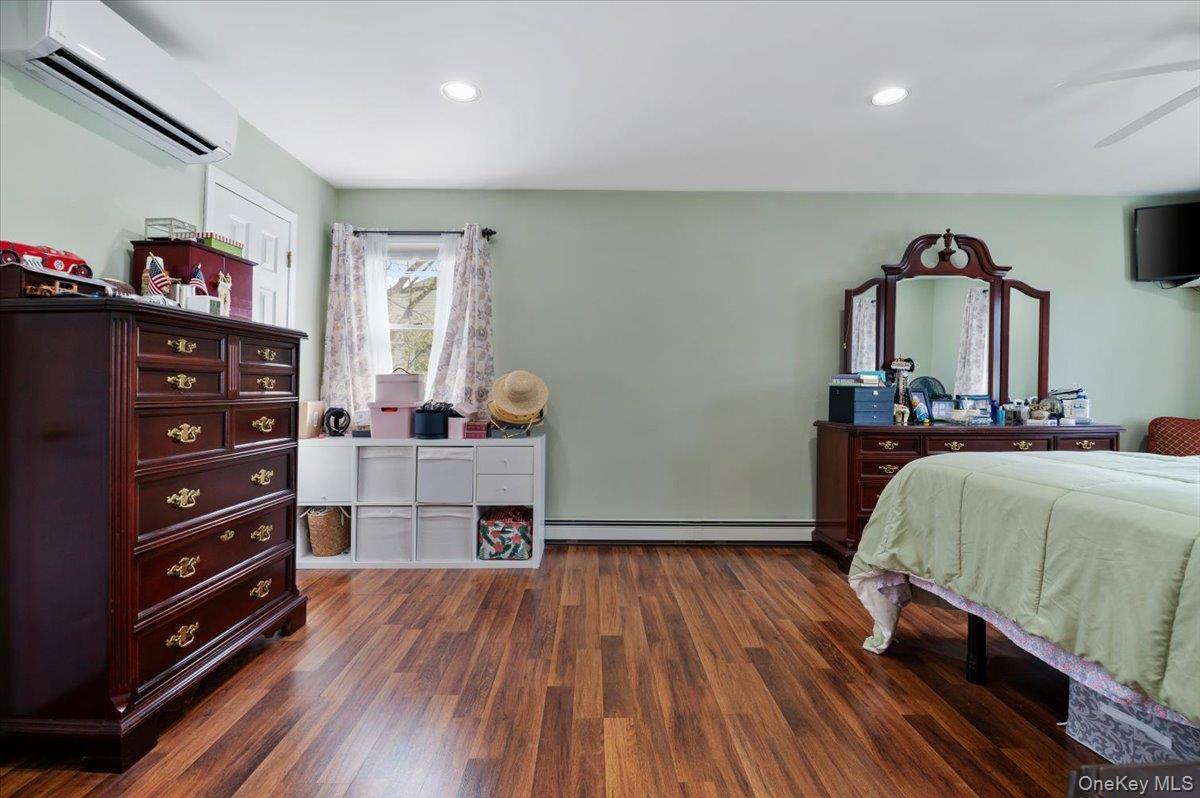 Single Family Arthur Court Nassau County, NY 11572, MLS-1047757-21