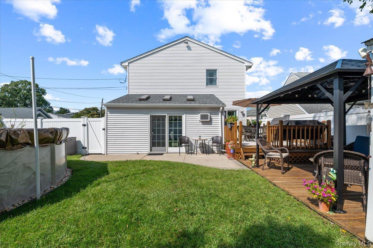 Single Family Arthur Court Nassau County, NY 11572, MLS-1047757-32