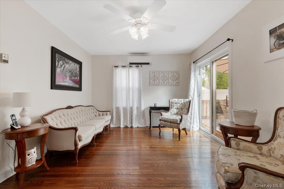 Single Family Arthur Court Nassau County, NY 11572, MLS-1047757-6