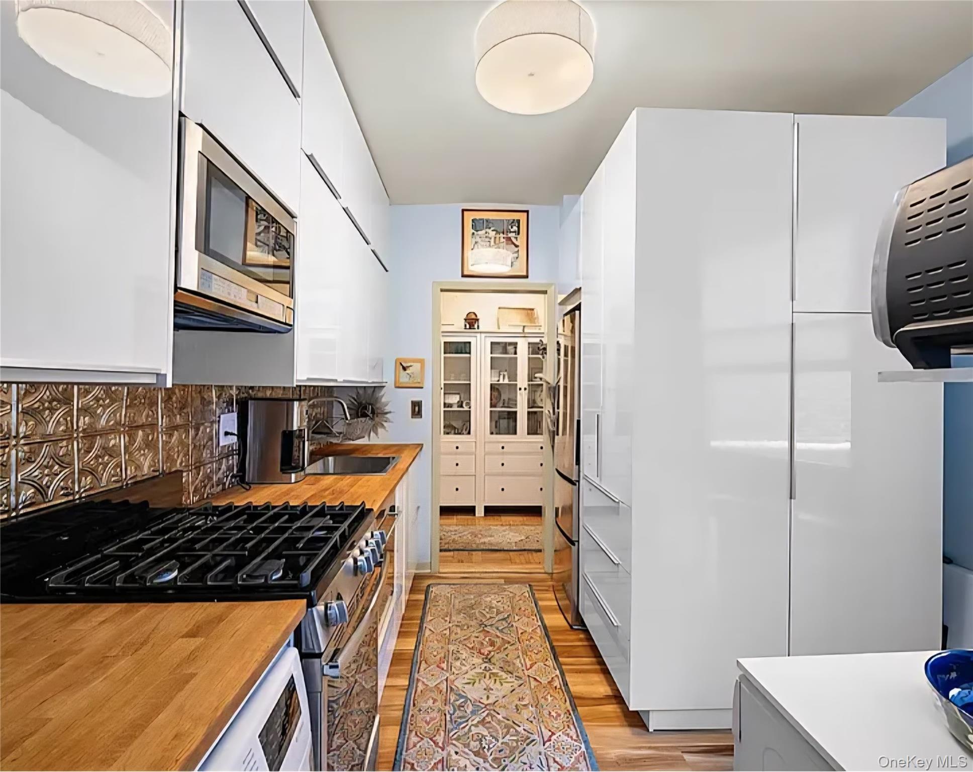 Apartment Anderson Avenue  Bronx, NY 10452, MLS-1047766-6