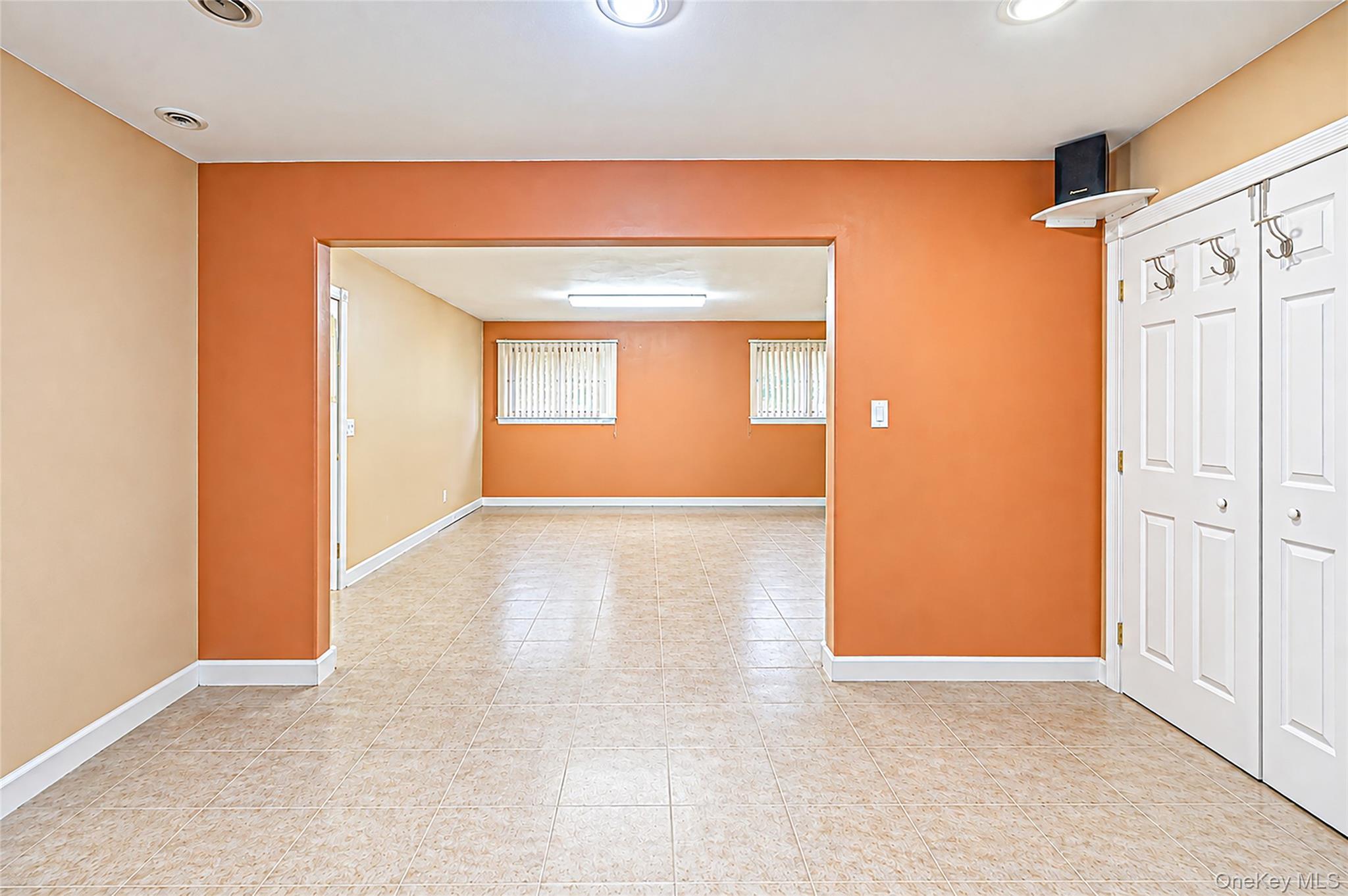 Single Family N Virginia Avenue Nassau County, NY 11758, MLS-1047770-12