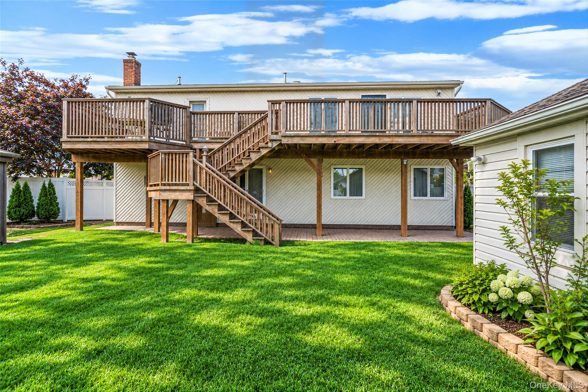 Single Family N Virginia Avenue Nassau County, NY 11758, MLS-1047770-26
