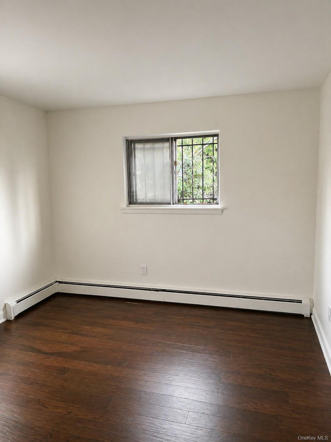 Single Family E 4th Street  Westchester County, NY 10553, MLS-1047782-7