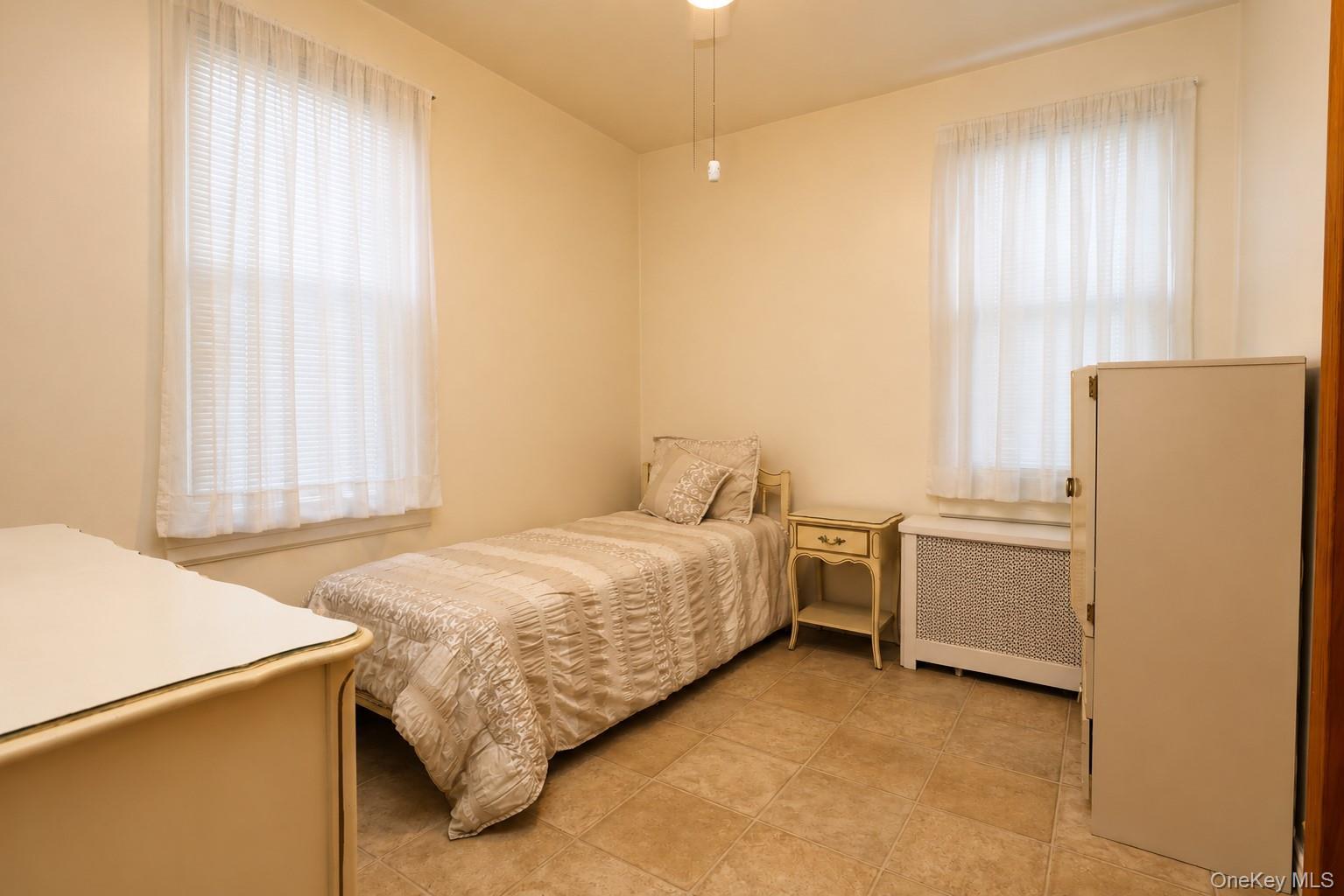 Single Family 111th Avenue  Queens, NY 11420, MLS-1047797-17