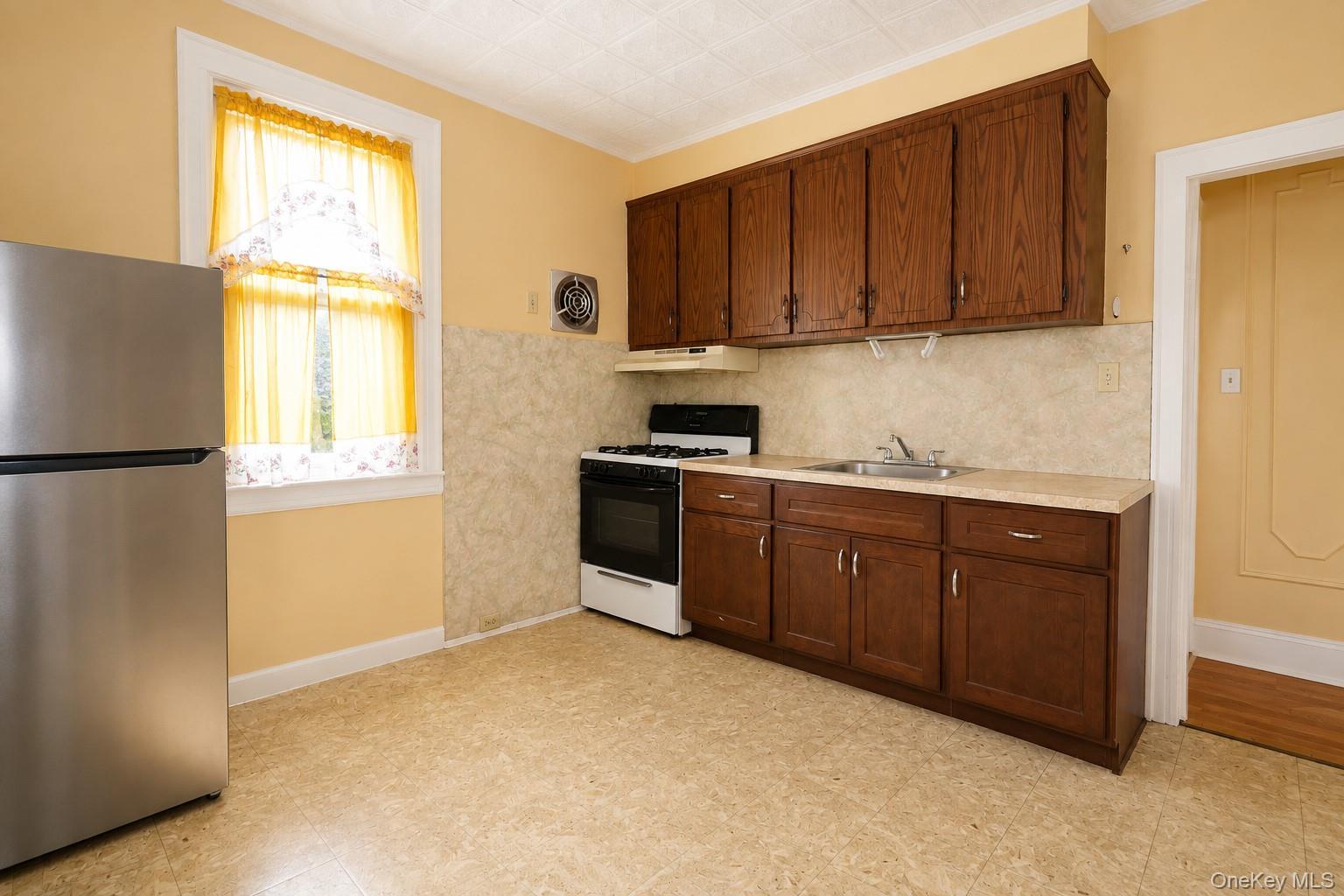 Single Family 111th Avenue  Queens, NY 11420, MLS-1047797-24