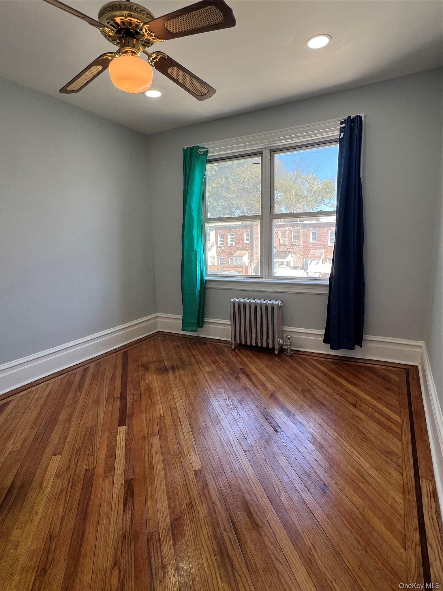 Single Family 204th Street Queens, NY 11412, MLS-1047817-6