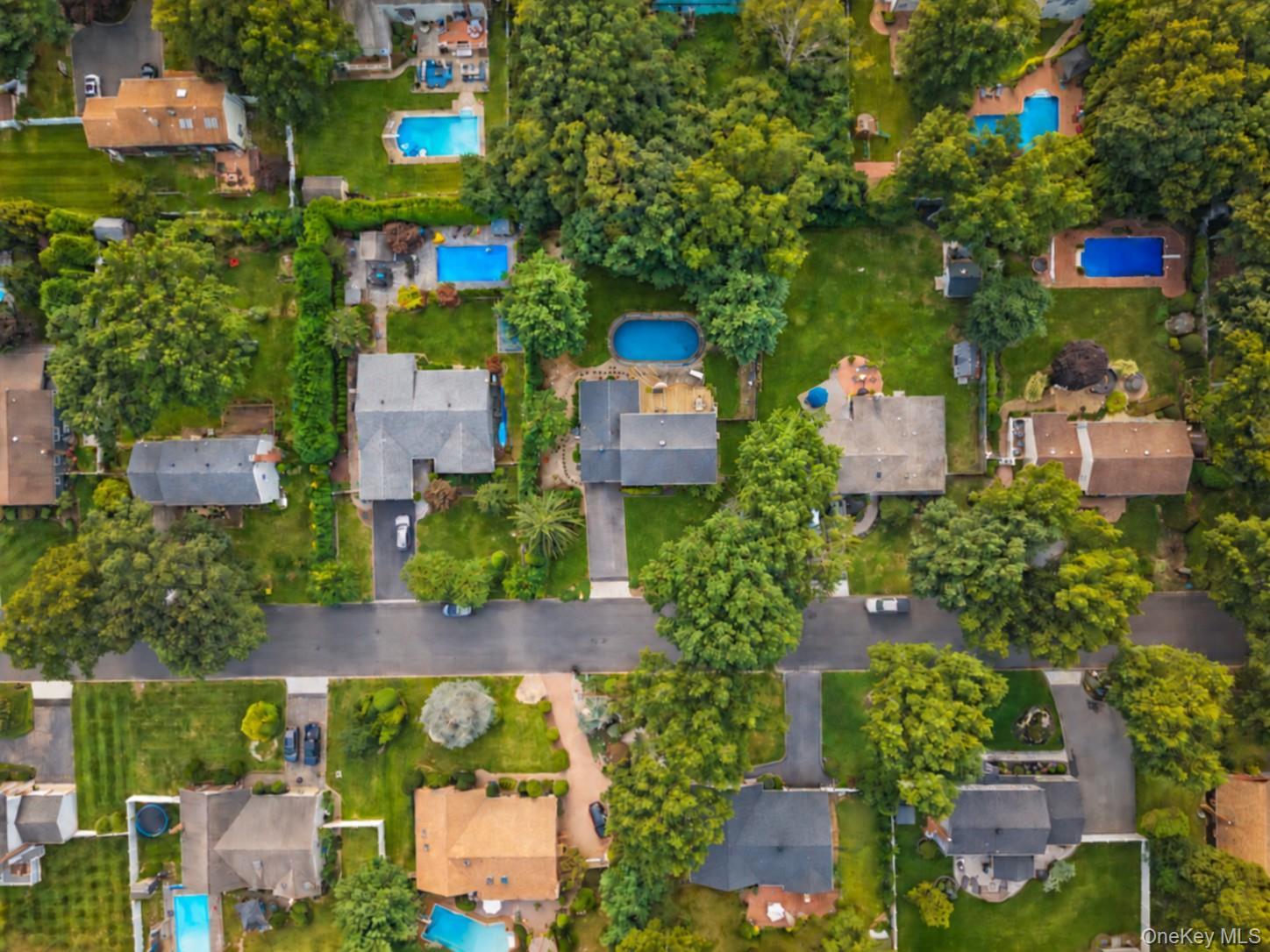 Single Family Glenridge Avenue  Suffolk County, NY 11790, MLS-1047831-14