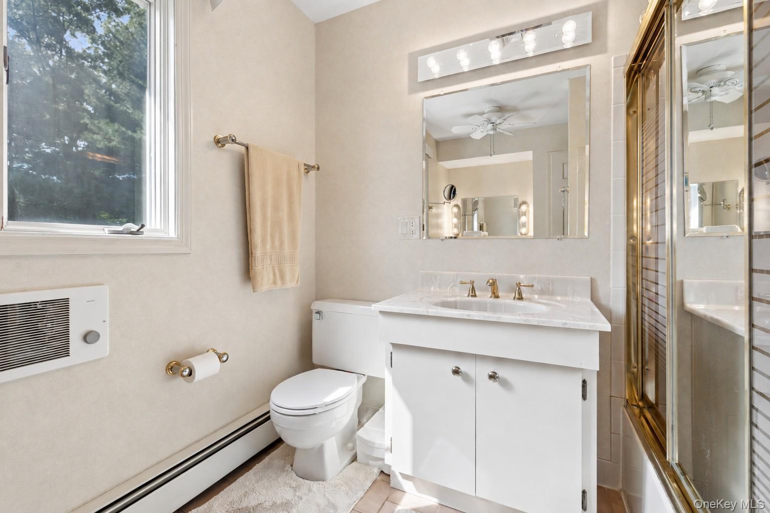 Single Family Glenridge Avenue  Suffolk County, NY 11790, MLS-1047831-22