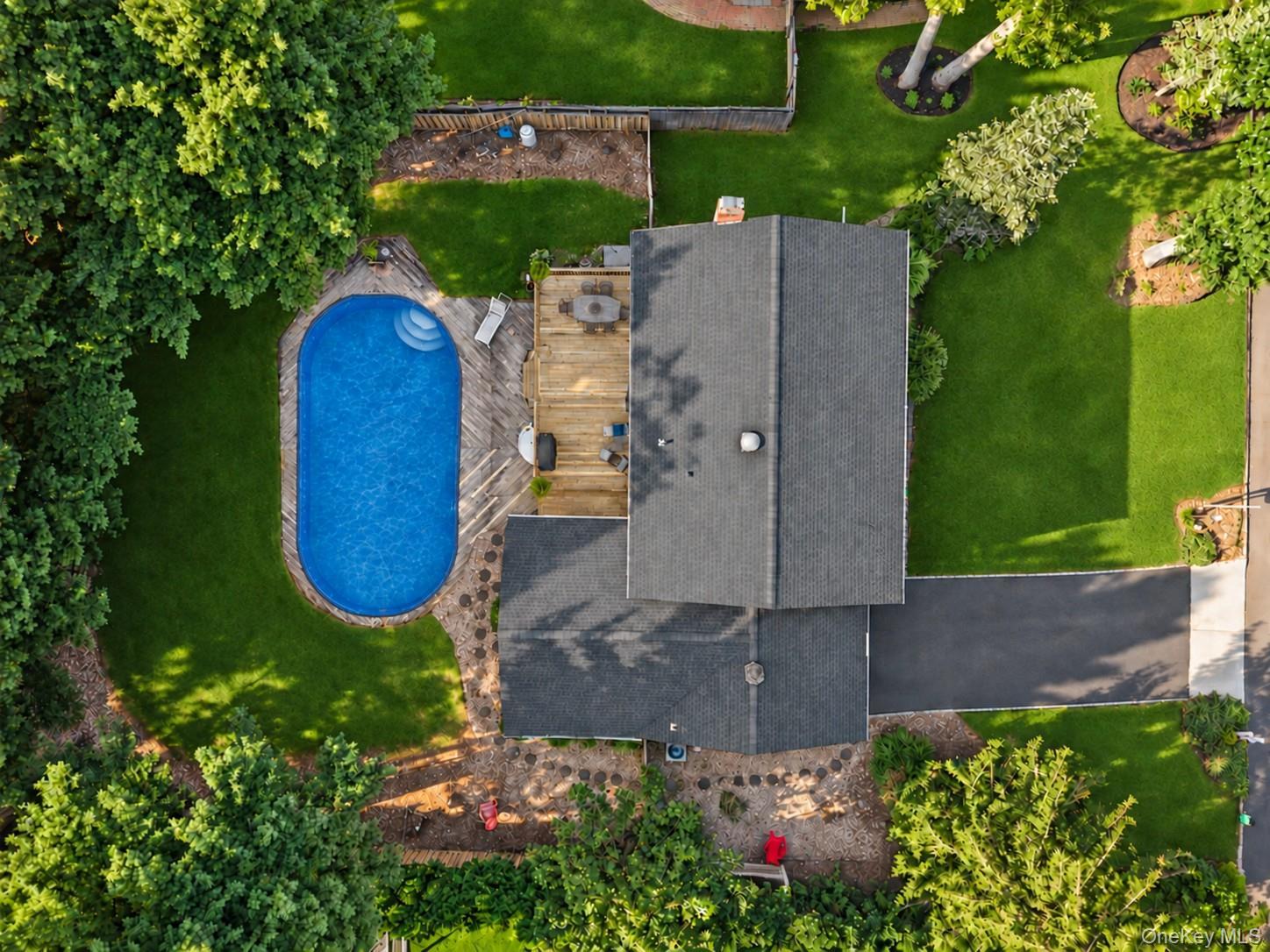 Single Family Glenridge Avenue  Suffolk County, NY 11790, MLS-1047831-26