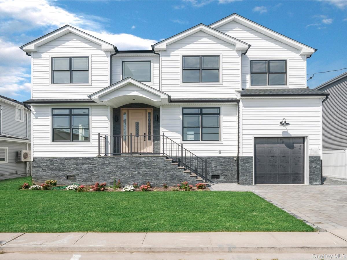 Single Family Alder Road Nassau County, NY 11710, MLS-1047833-12