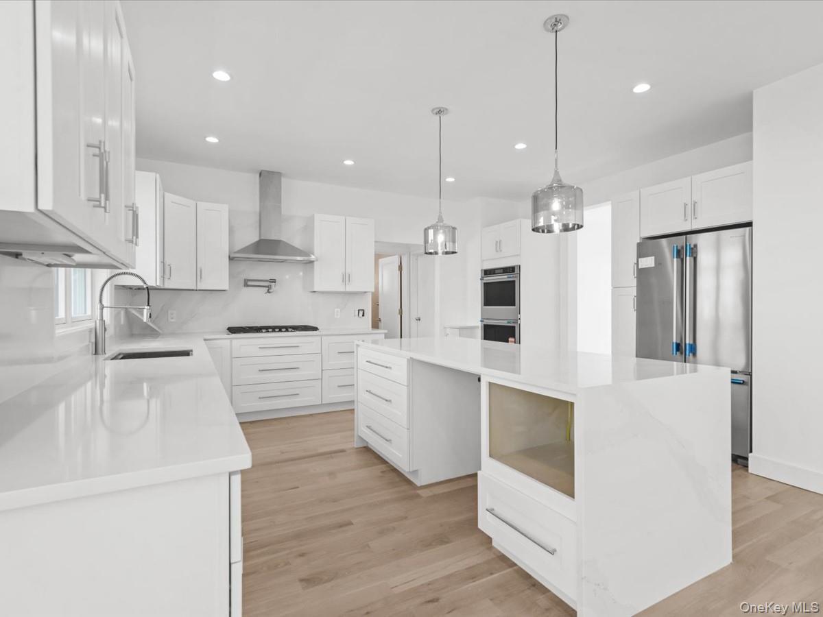 Single Family Alder Road Nassau County, NY 11710, MLS-1047833-22