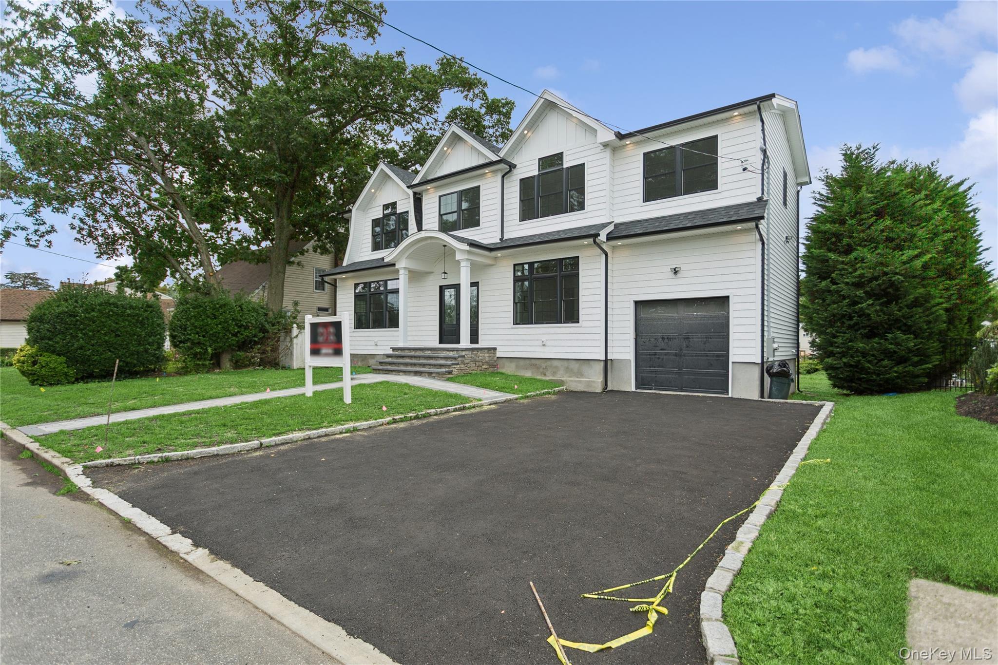 Single Family Dewey Avenue Nassau County, NY 11710, MLS-1047839-2