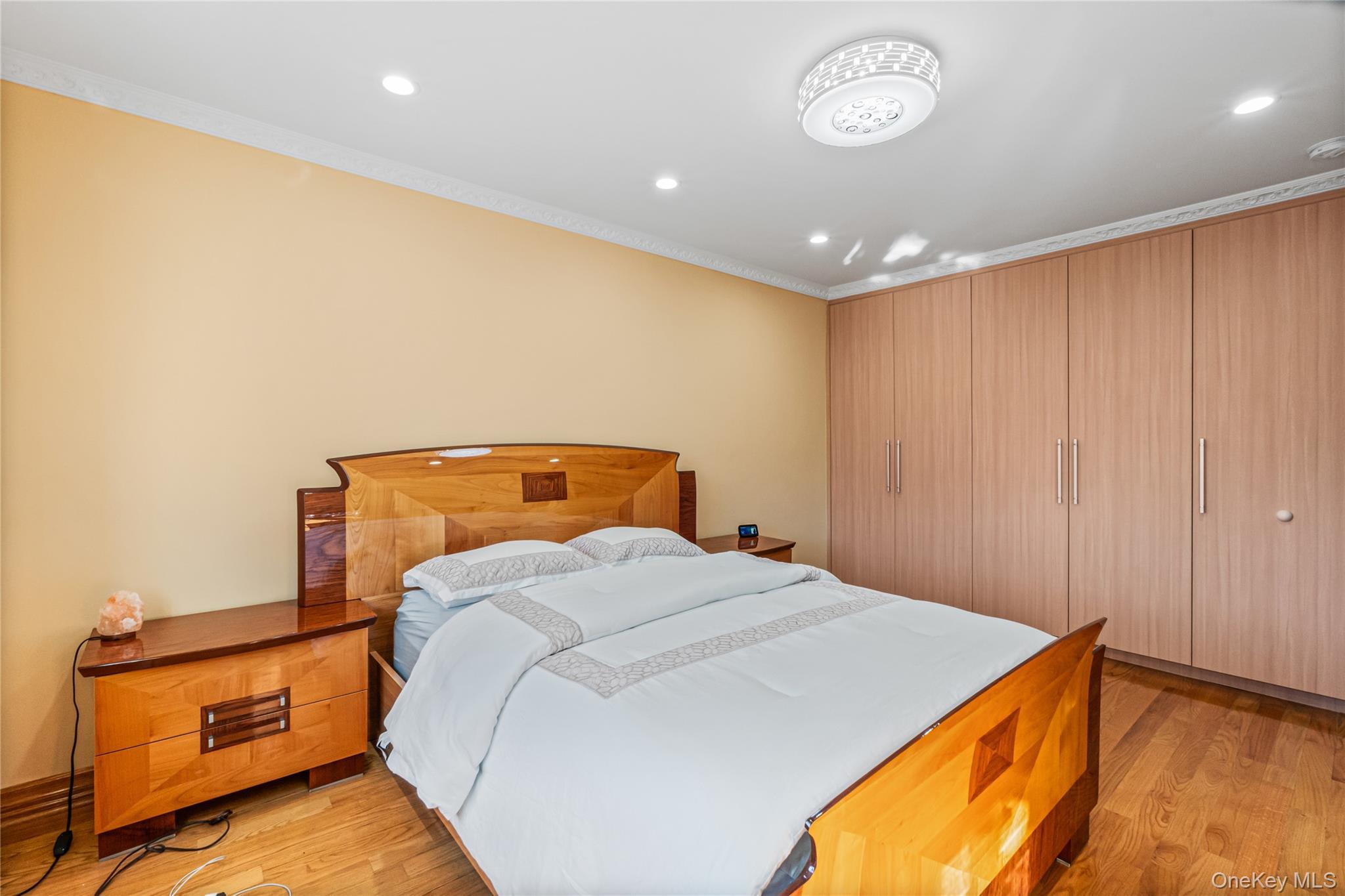 Single Family 70th Road Queens, NY 11367, MLS-1047841-12