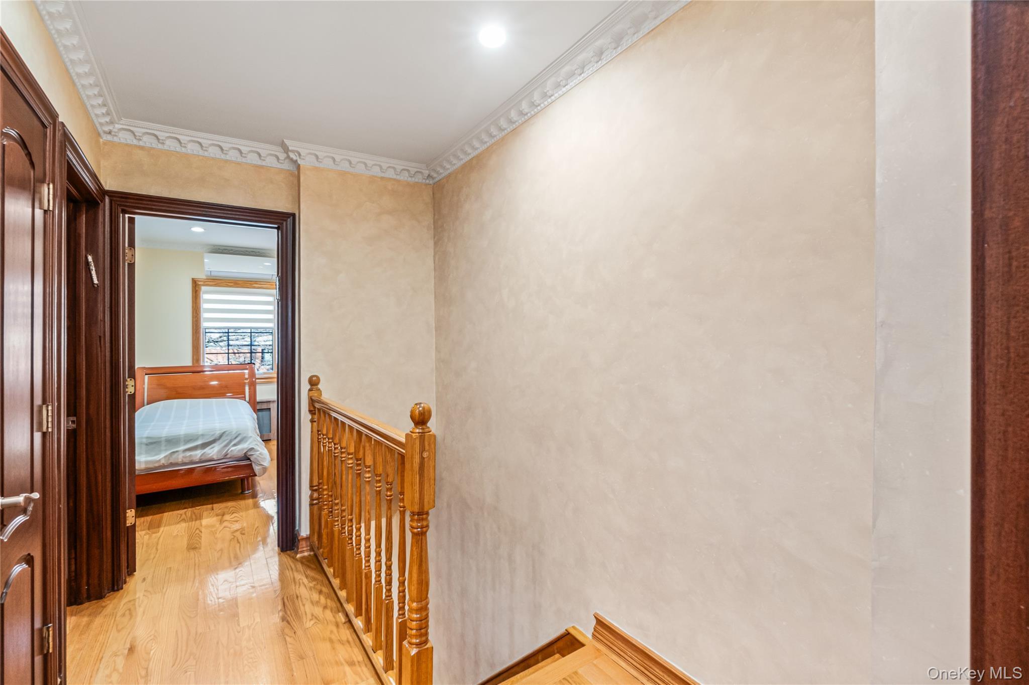Single Family 70th Road Queens, NY 11367, MLS-1047841-17