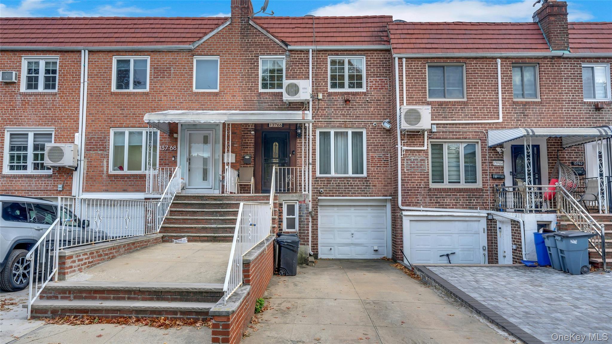 Single Family 70th Road Queens, NY 11367, MLS-1047841-25