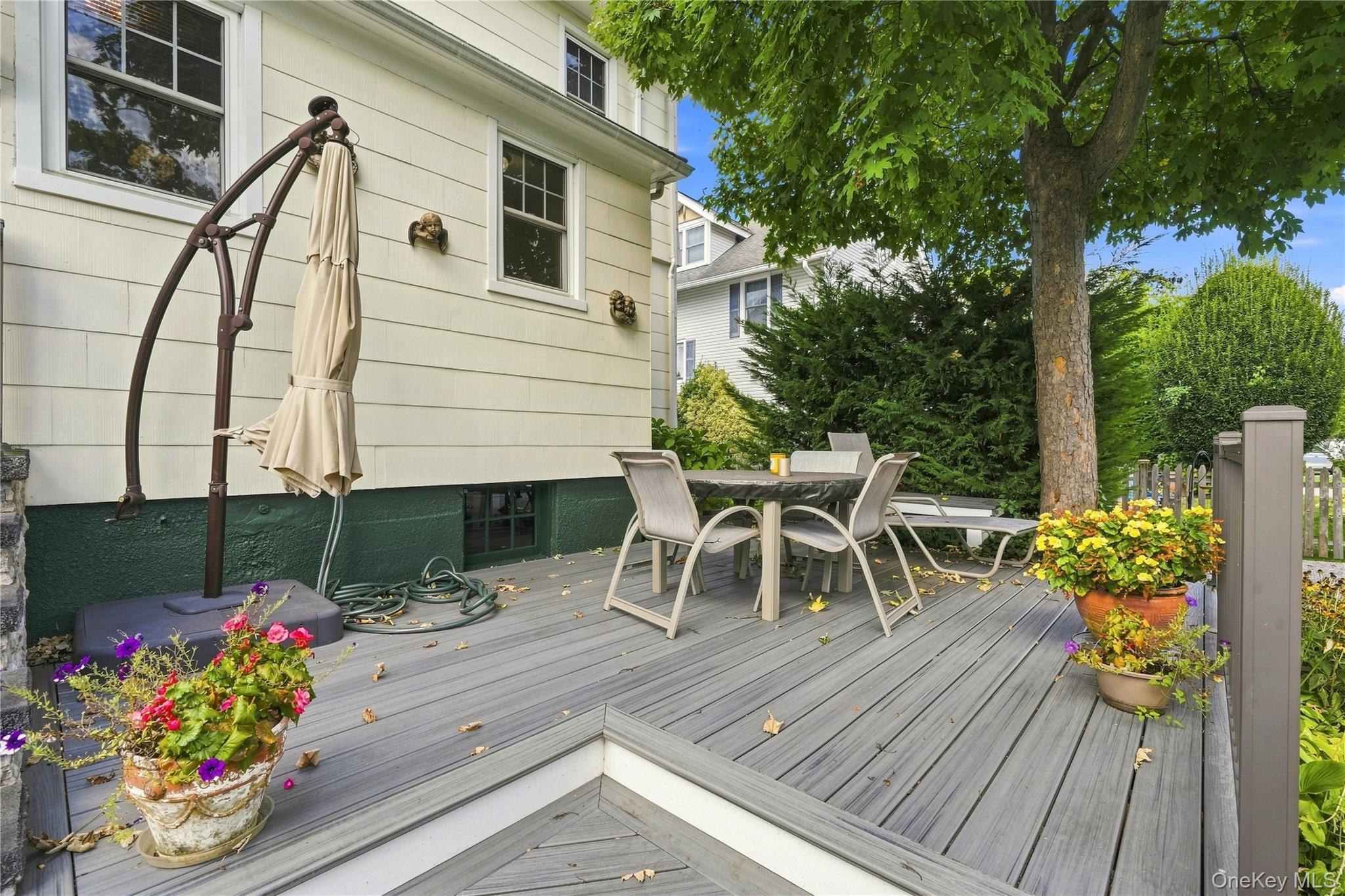 Single Family Cormack Court  Suffolk County, NY 11702, MLS-1047853-33