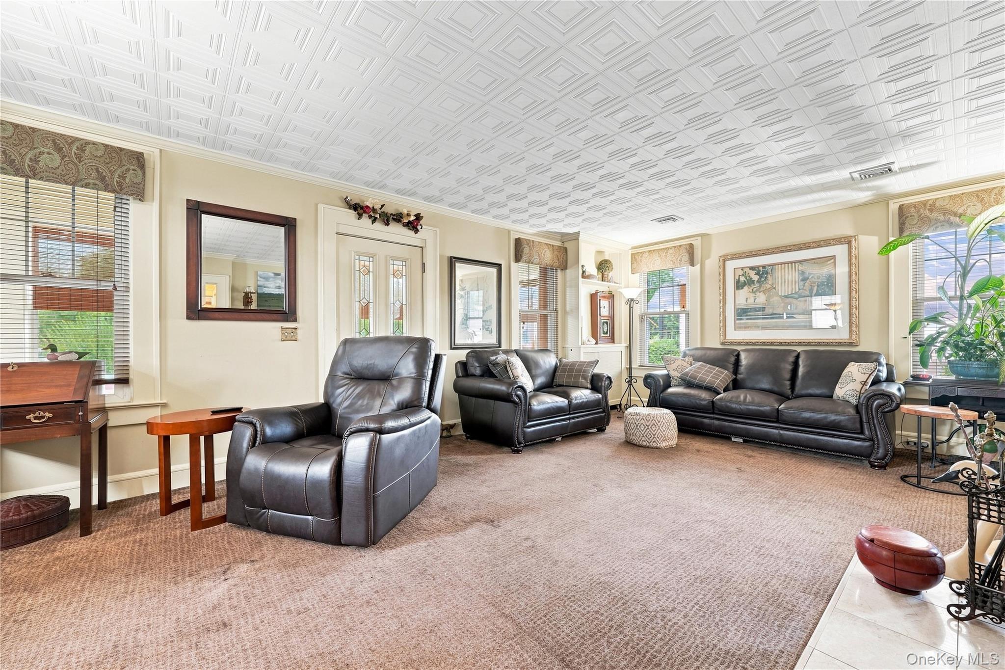 Single Family Cormack Court  Suffolk County, NY 11702, MLS-1047853-4