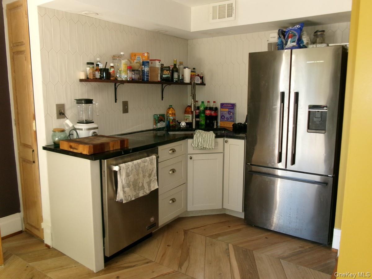 Single Family Leroy Street  Westchester County, NY 10570, MLS-1047856-5