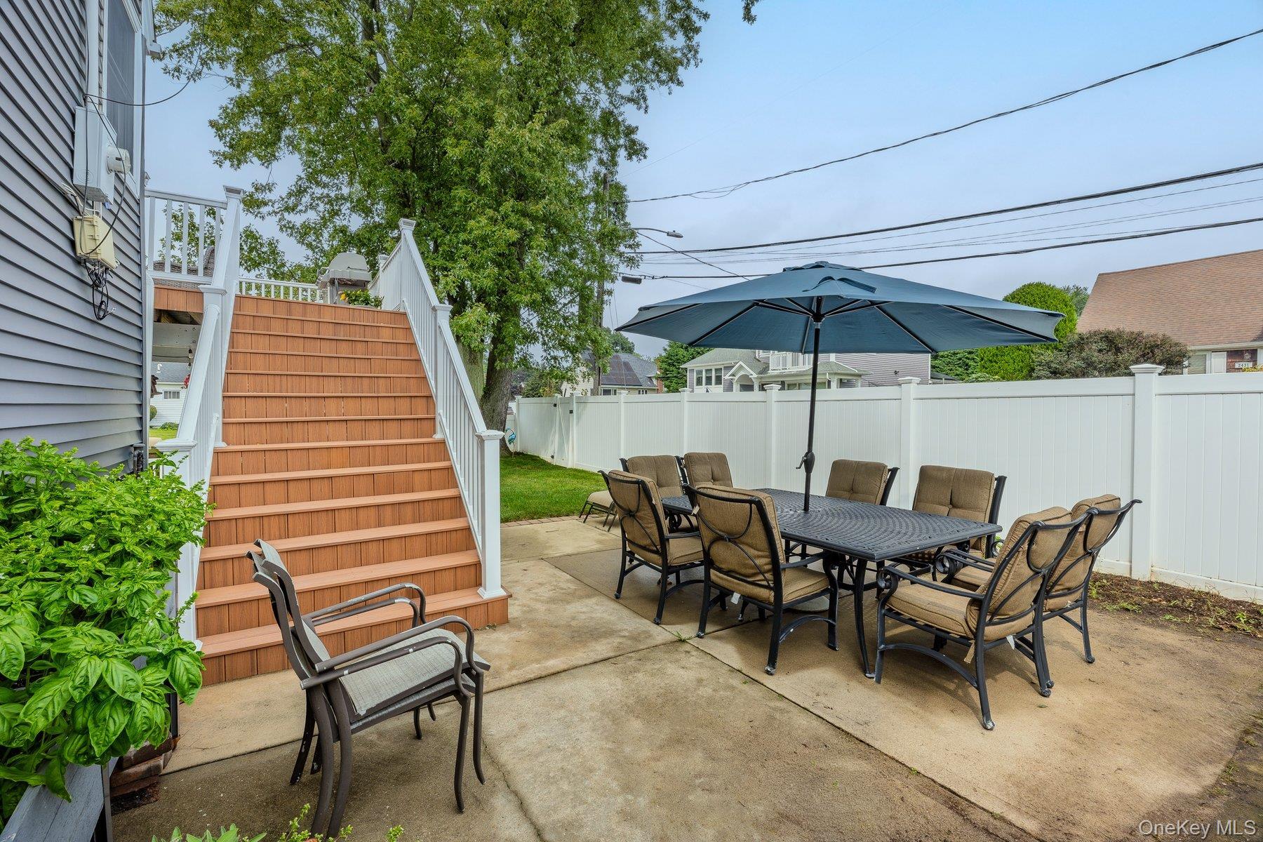 Single Family Niami Street Nassau County, NY 11783, MLS-1047858-38